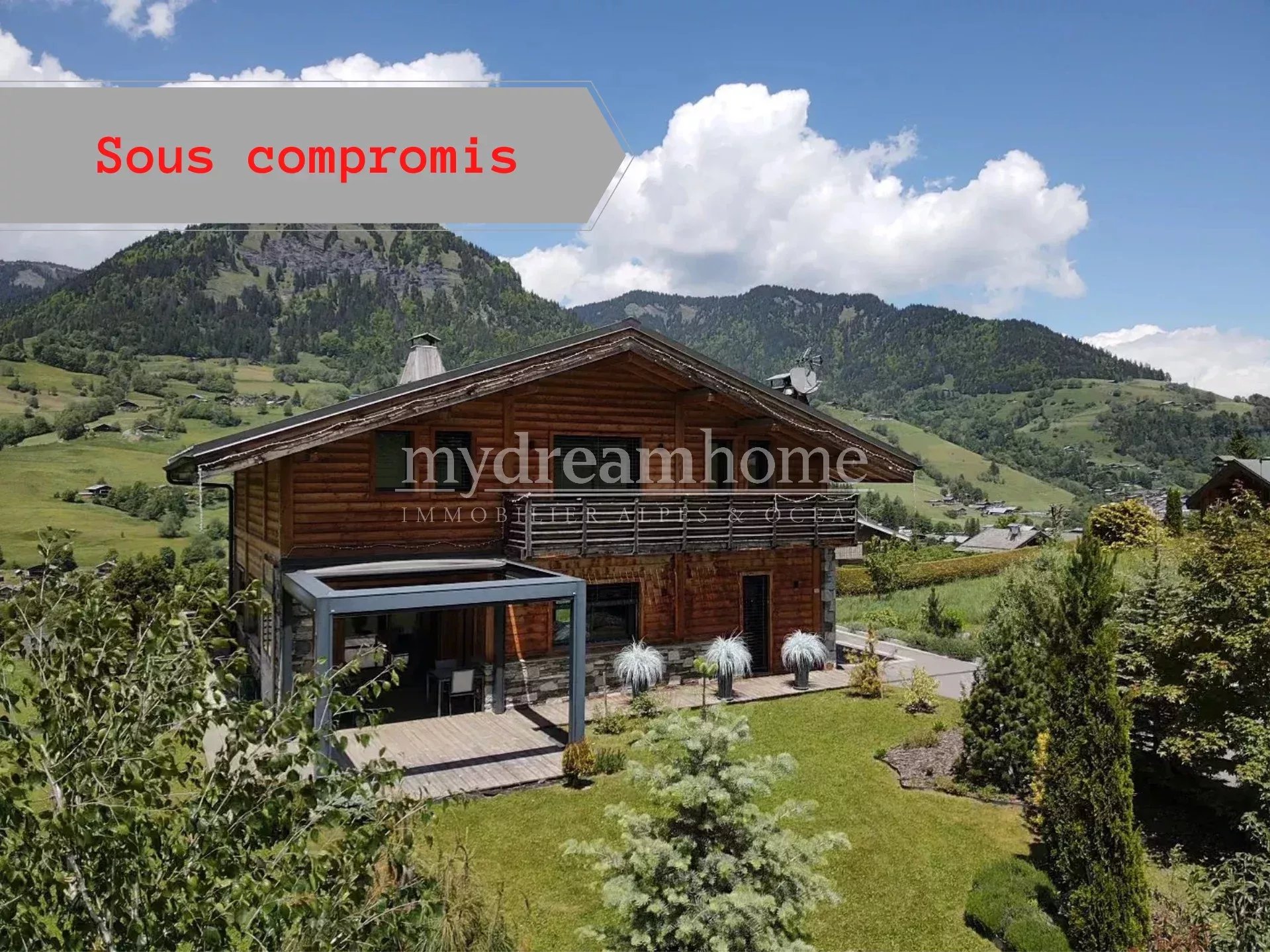 EXCLUSIVITE : Superbe chalet 4 chambres avec vue à Praz sur Arly (74120)