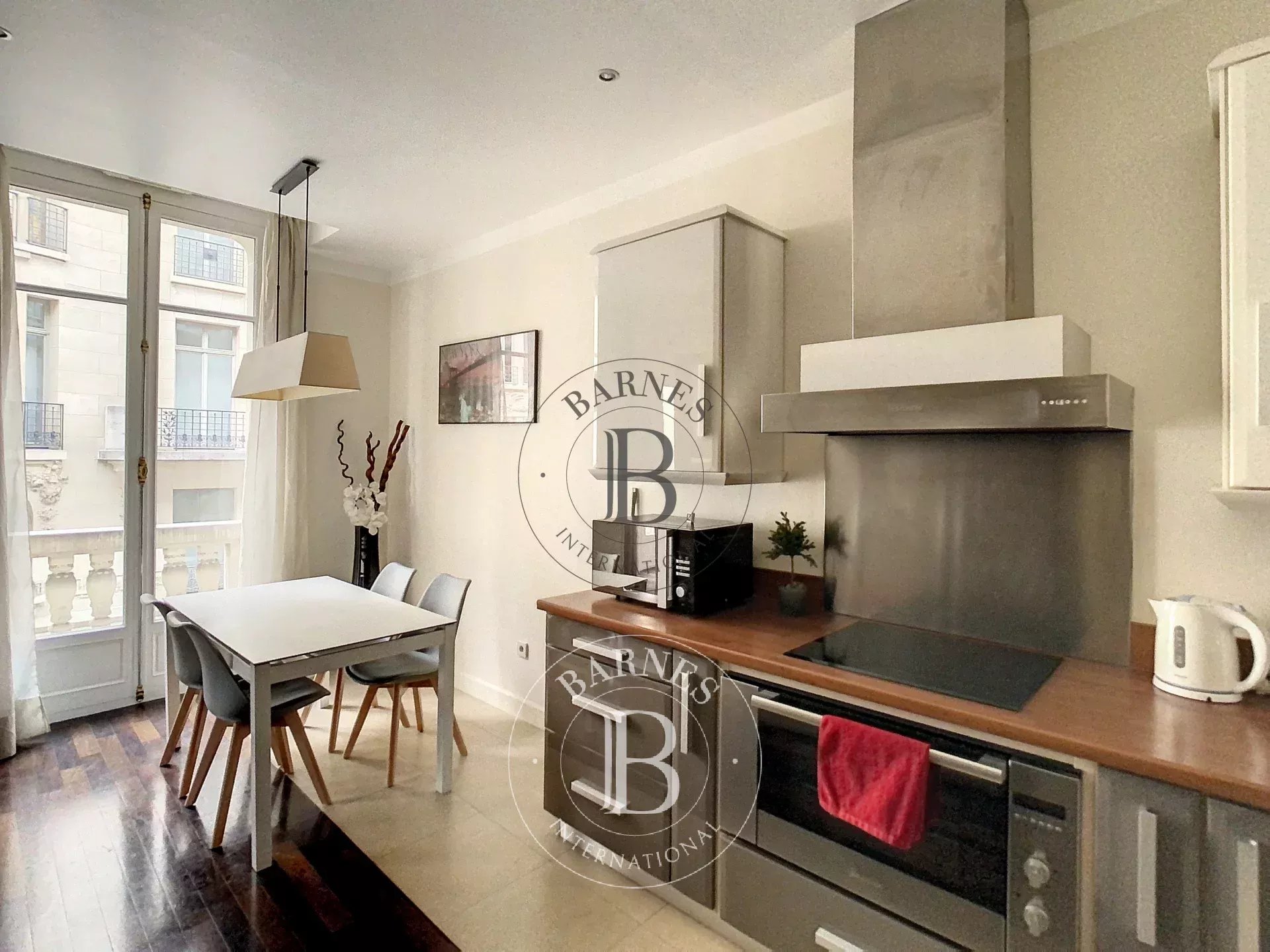 Daire Paris 8ème - picture 6