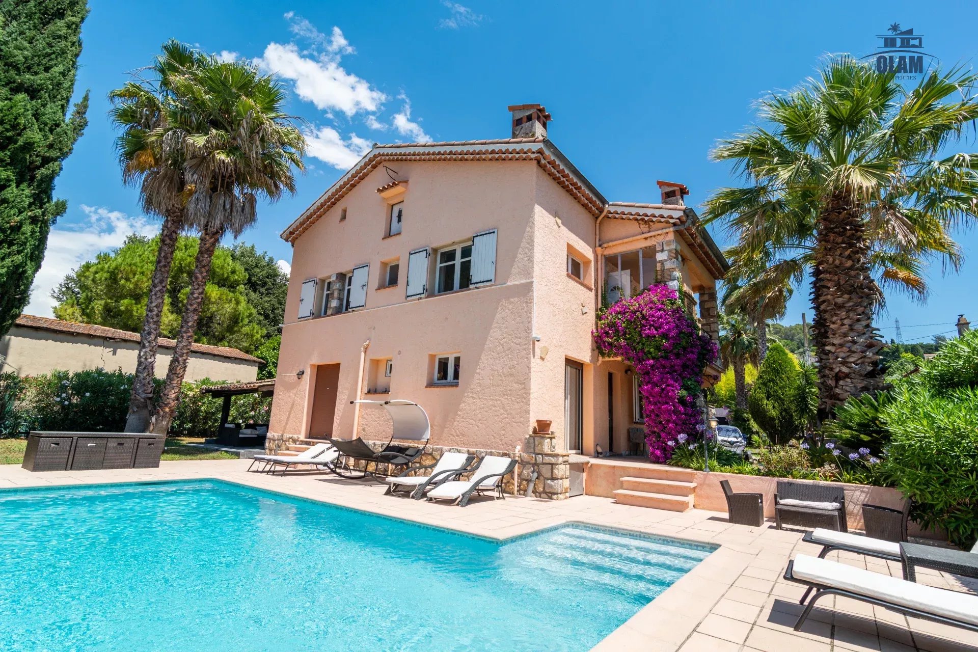 Agence immobilière de 