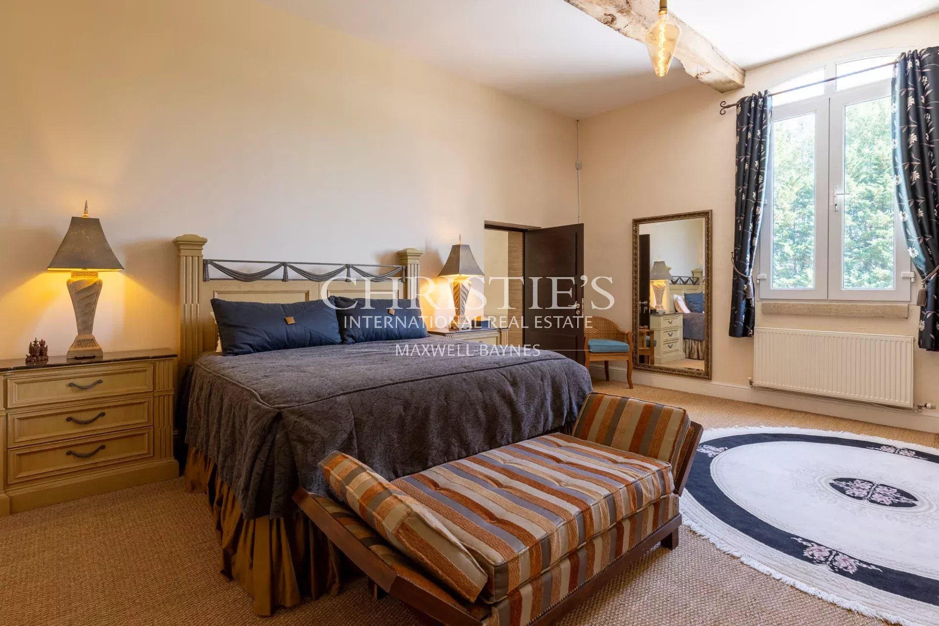 5 Bedroom Villa/Townhouse's Image 14