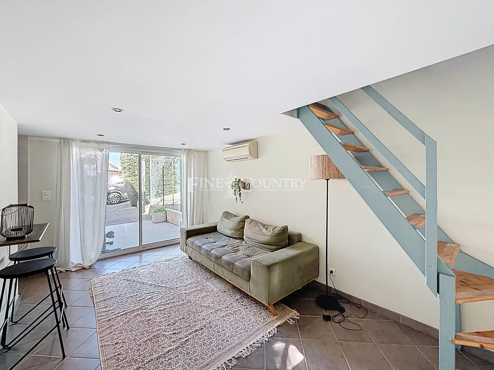 Photo of Villa for sale Valbonne in private domaine