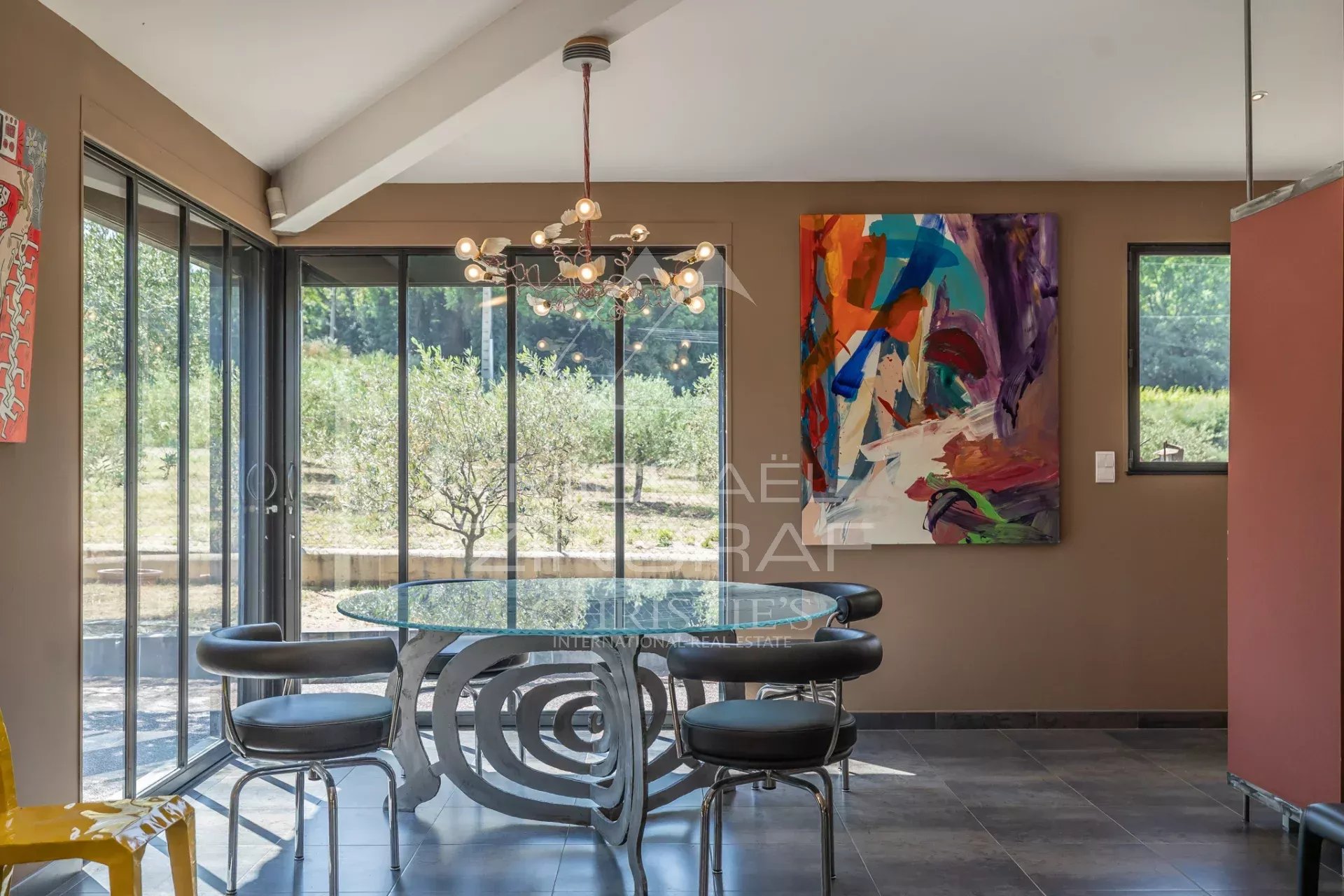 3 Bedroom Villa/Townhouse's Image 4
