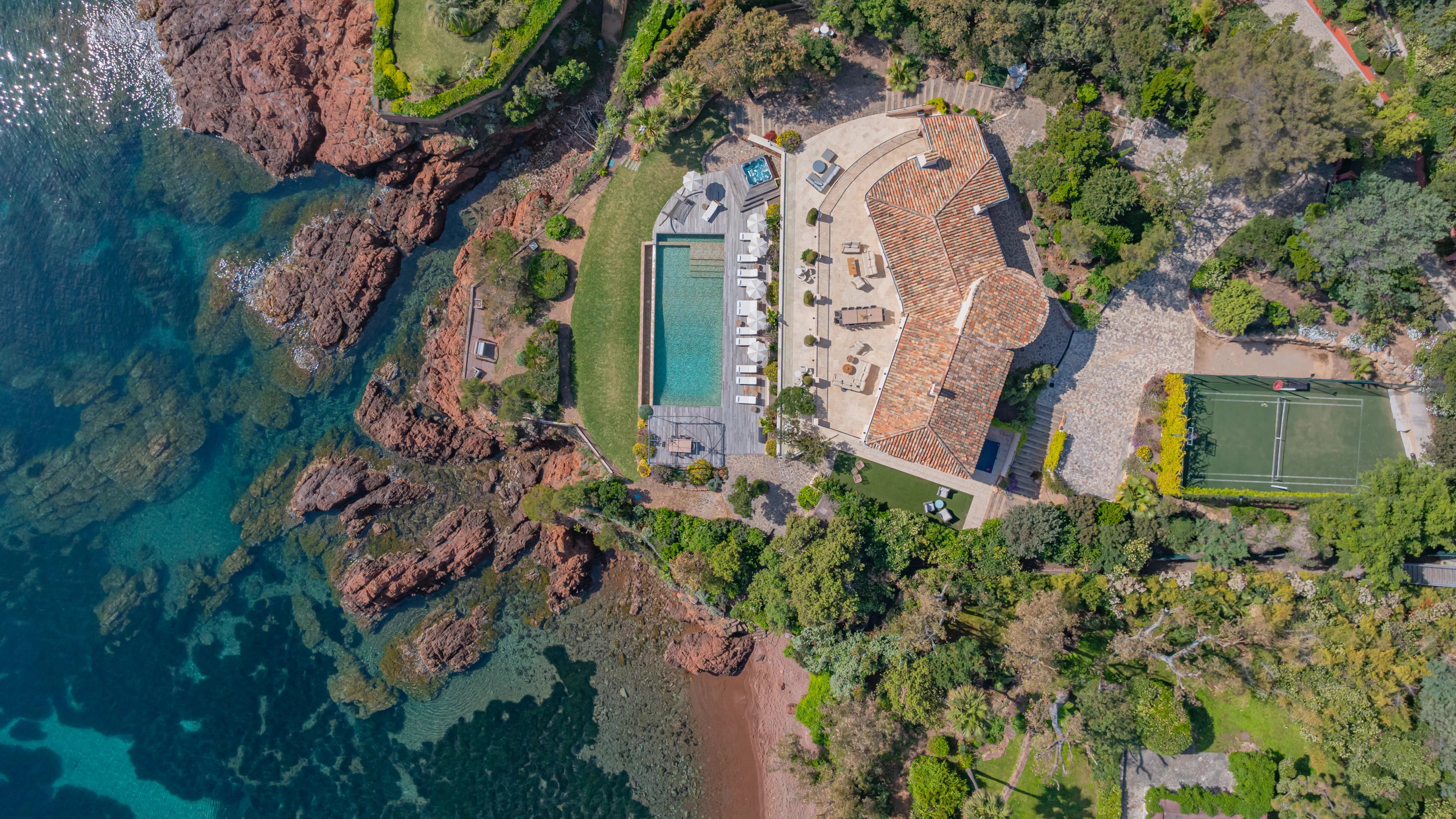 Sole agent - Authentic waterfront character property with commanding sea views