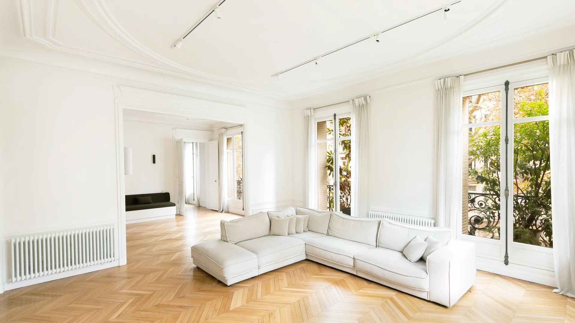 Paris 7e - BOURDONNAIS / CHAMP DE MARS