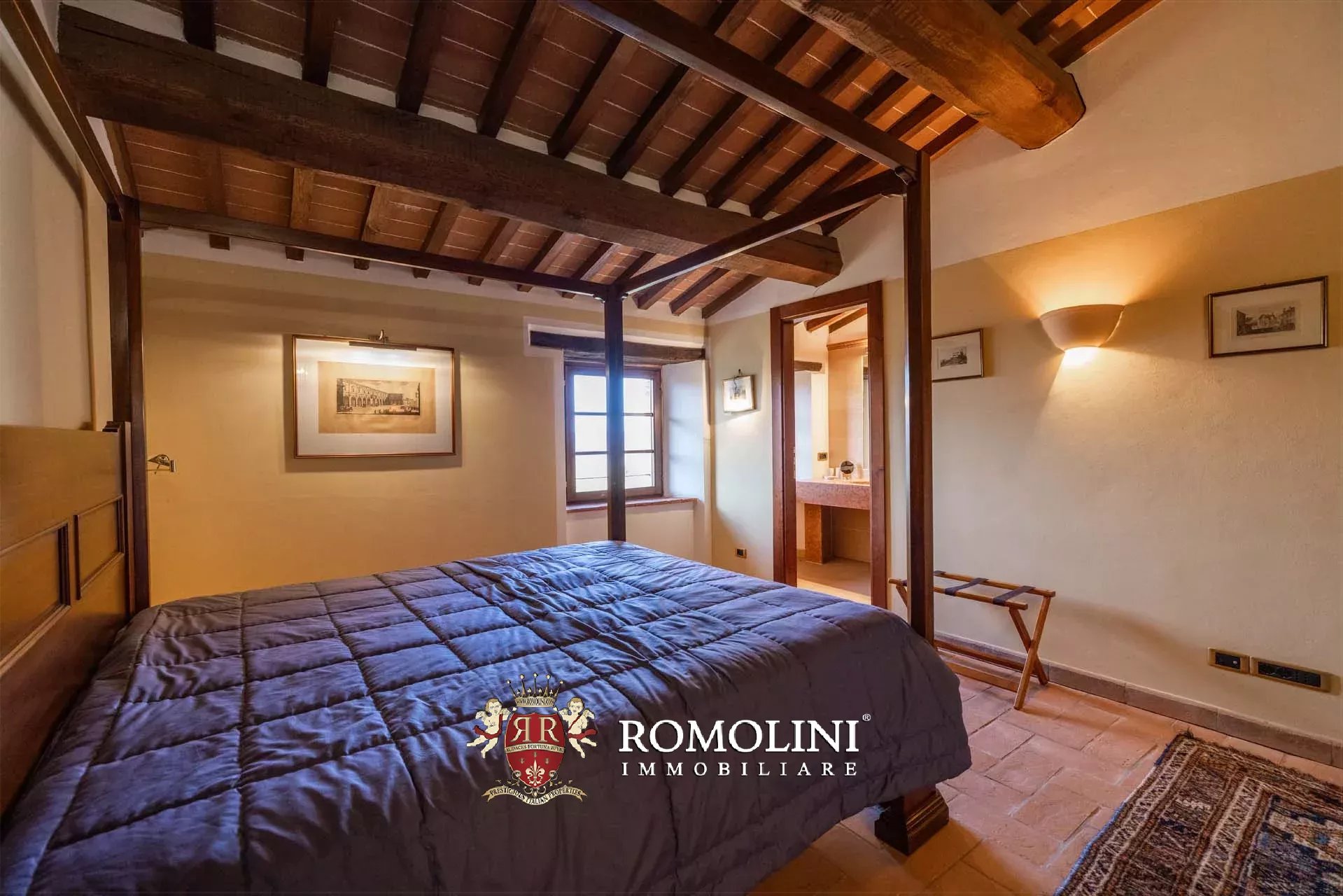 10 Bedroom Villa/Townhouse's Image 136