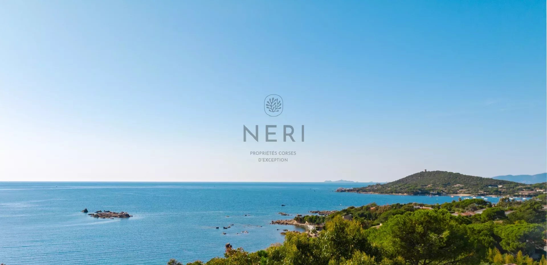 Villa MONICA // En bord de mer - À 400m de la plage