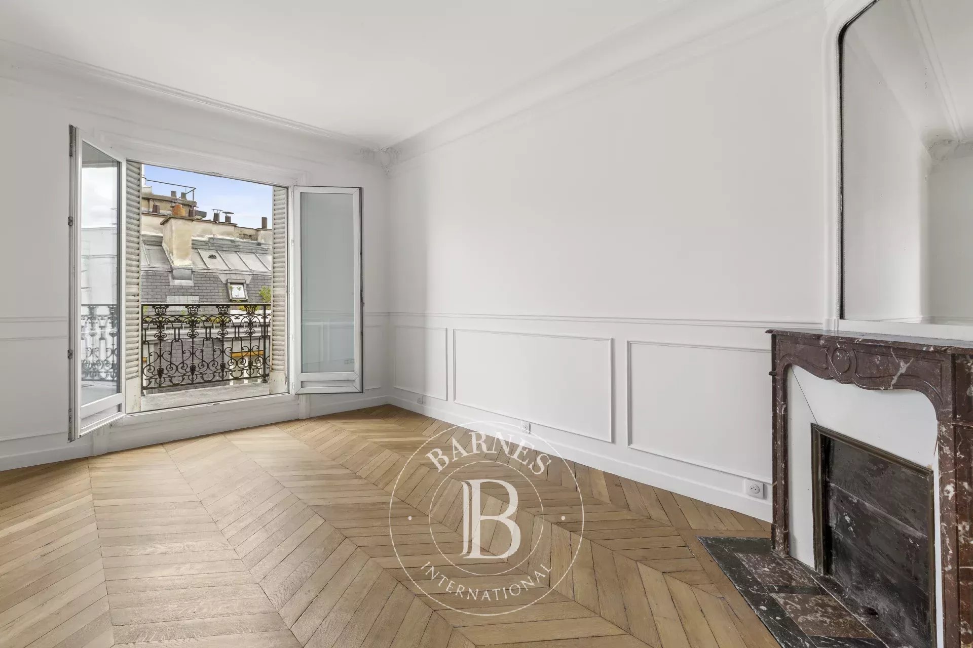 Daire Paris 3ème - picture 4