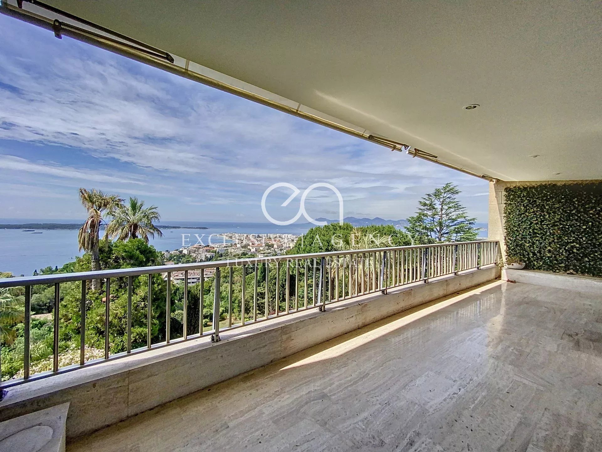 Cannes Californie 4 pièces 118m² vue mer panoramique