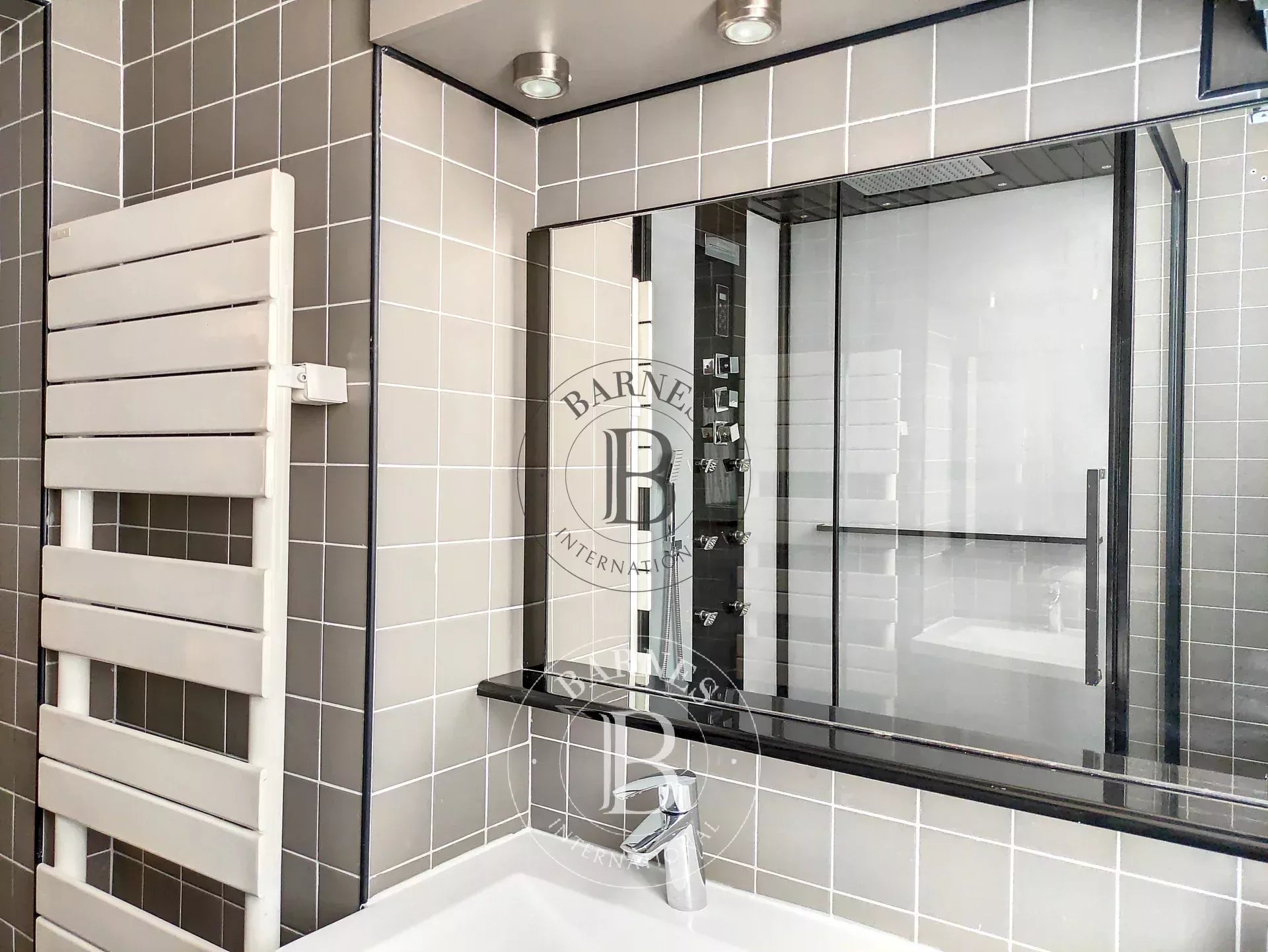 Daire Paris 18ème - picture 9