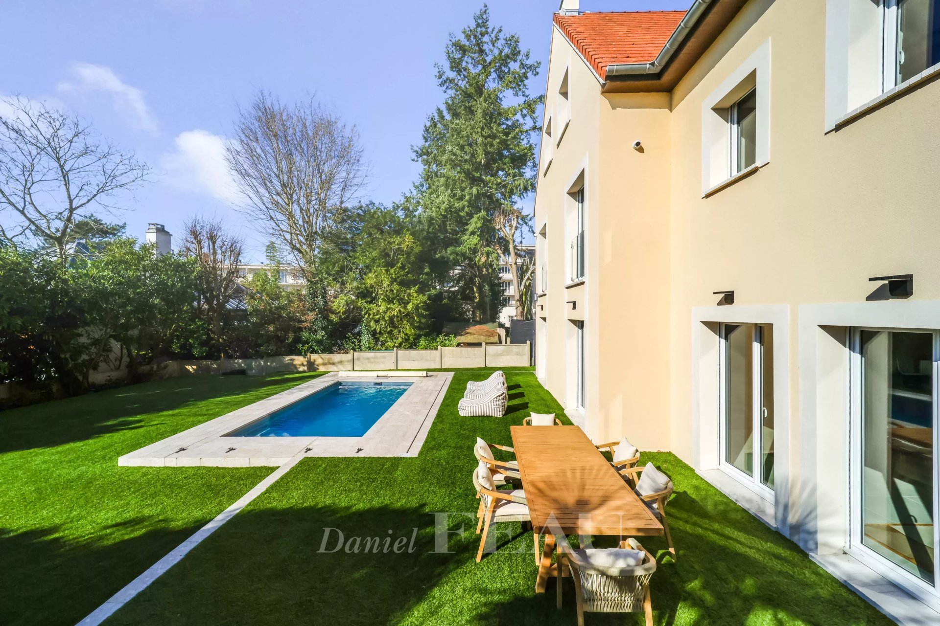 4 Bedroom Villa/Townhouse's Image 15