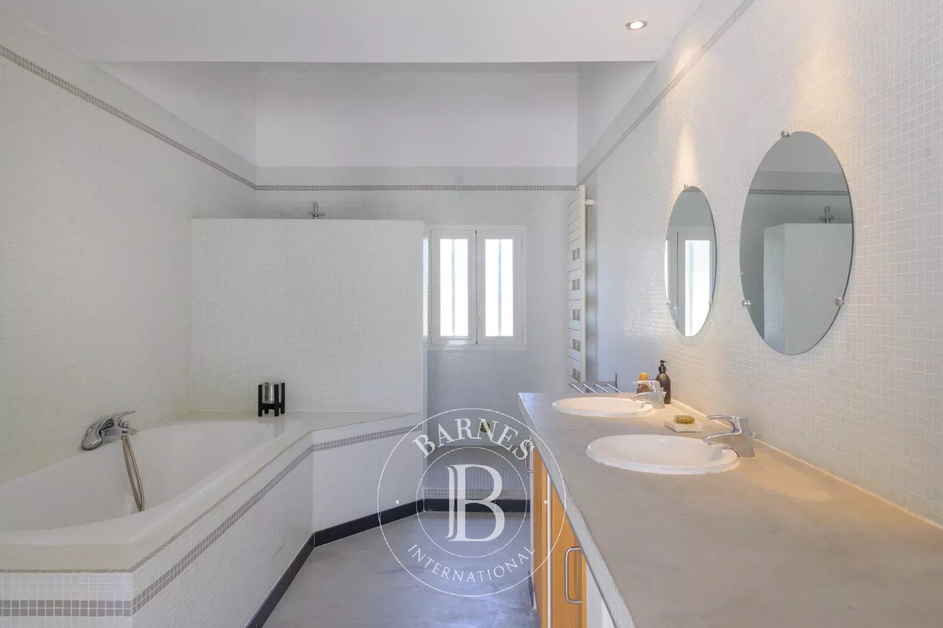 Villa Sausset-les-Pins - picture 18