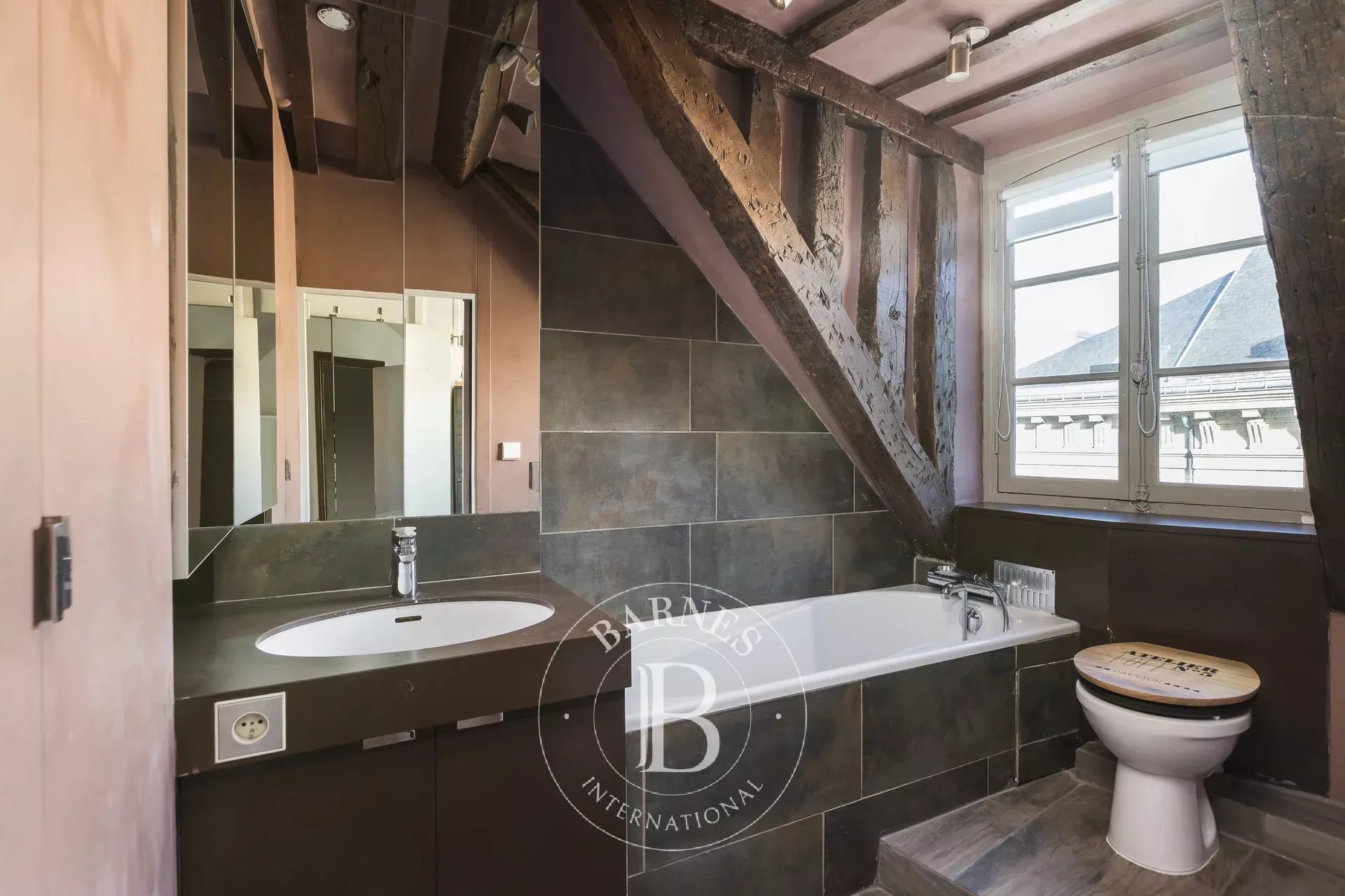 Daire Paris 8ème - picture 8