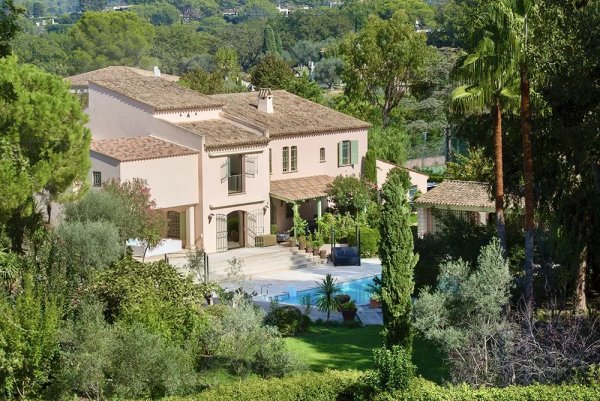 Luxury Villa in Mougins | Prestigious 6-Bedroom Family Estate — photo 1