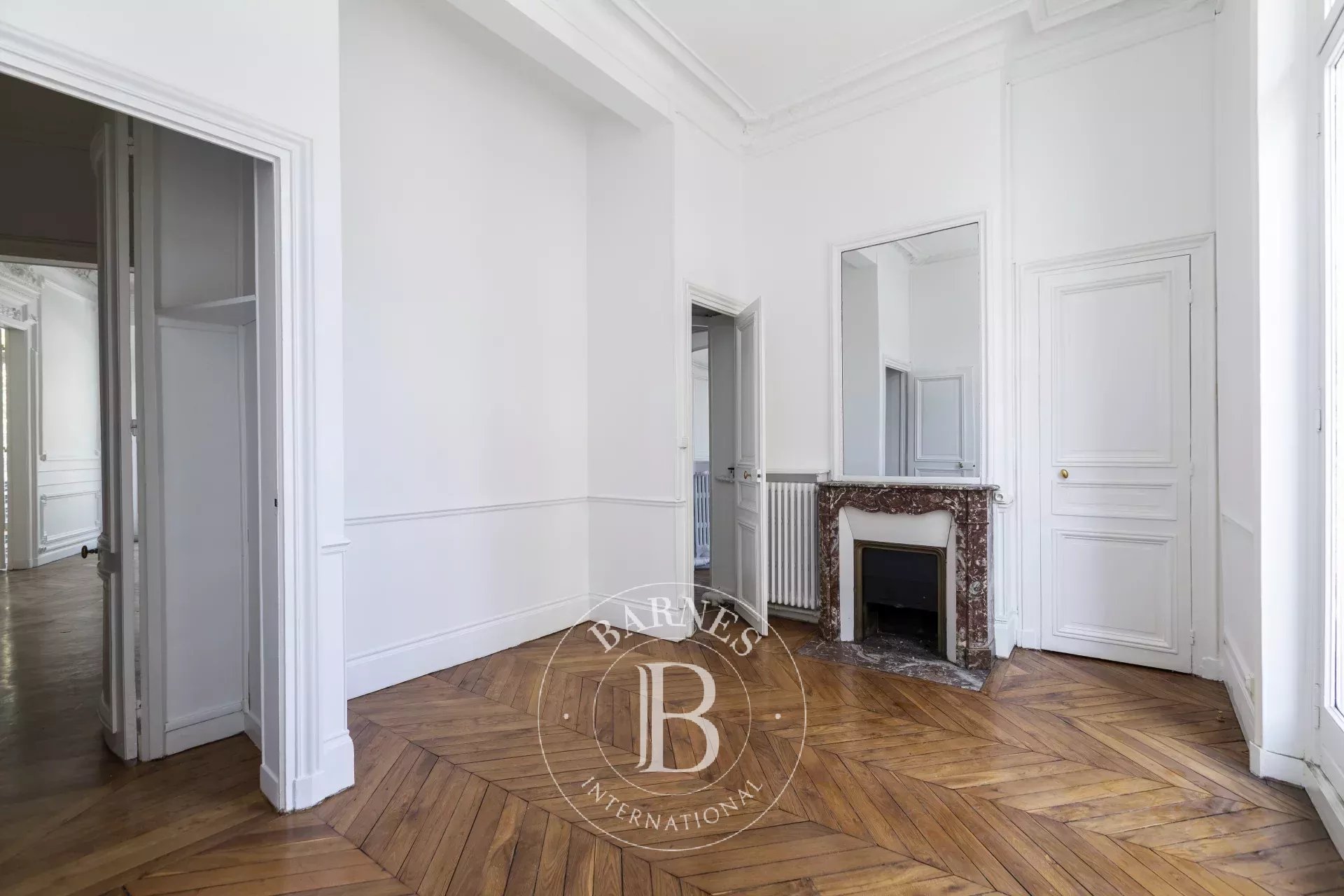 Daire Paris 7ème - picture 16