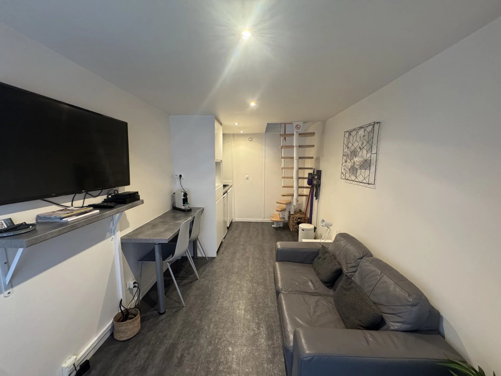 Agence immobilière de 