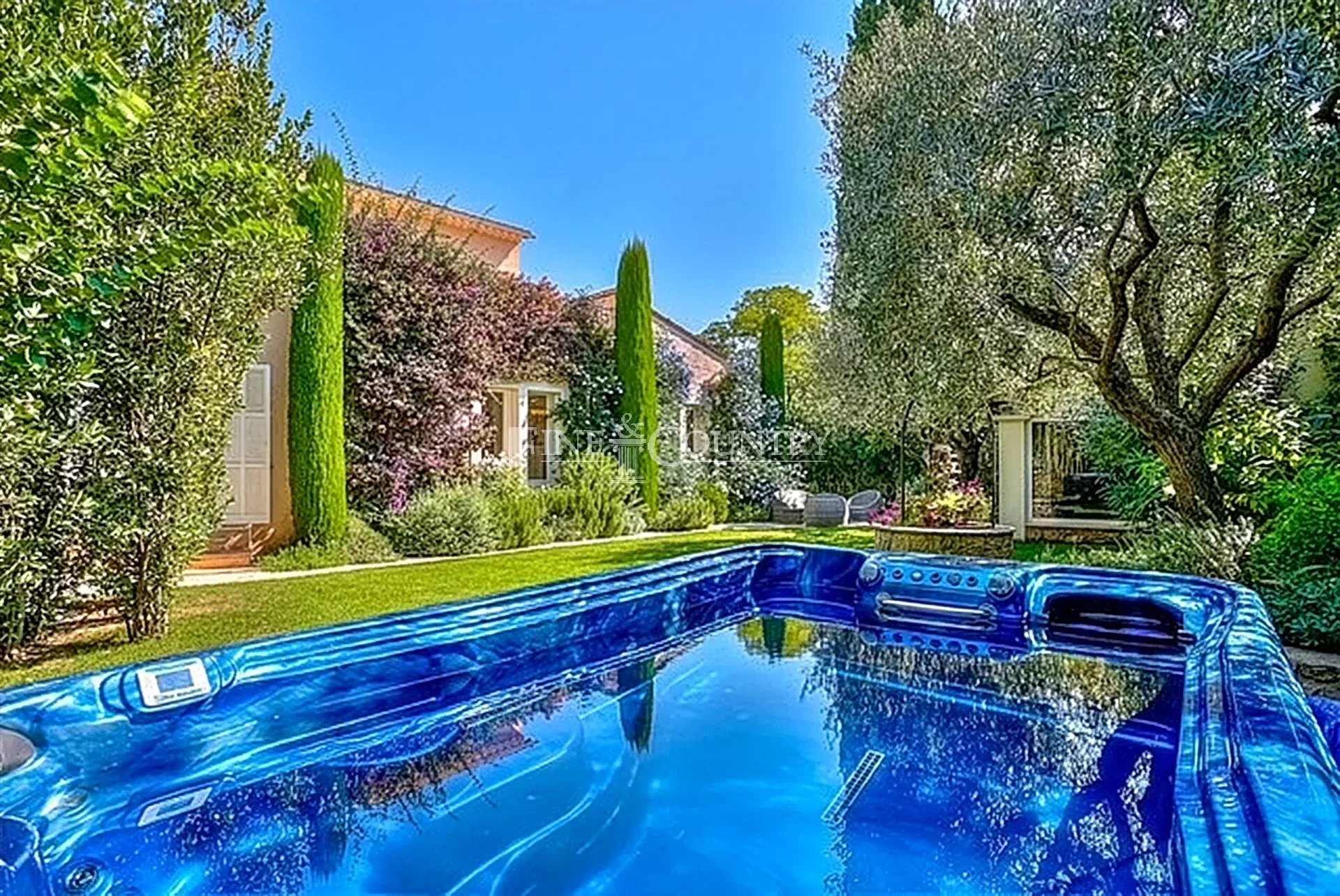 Photo of House for sale in Mougins Old Village