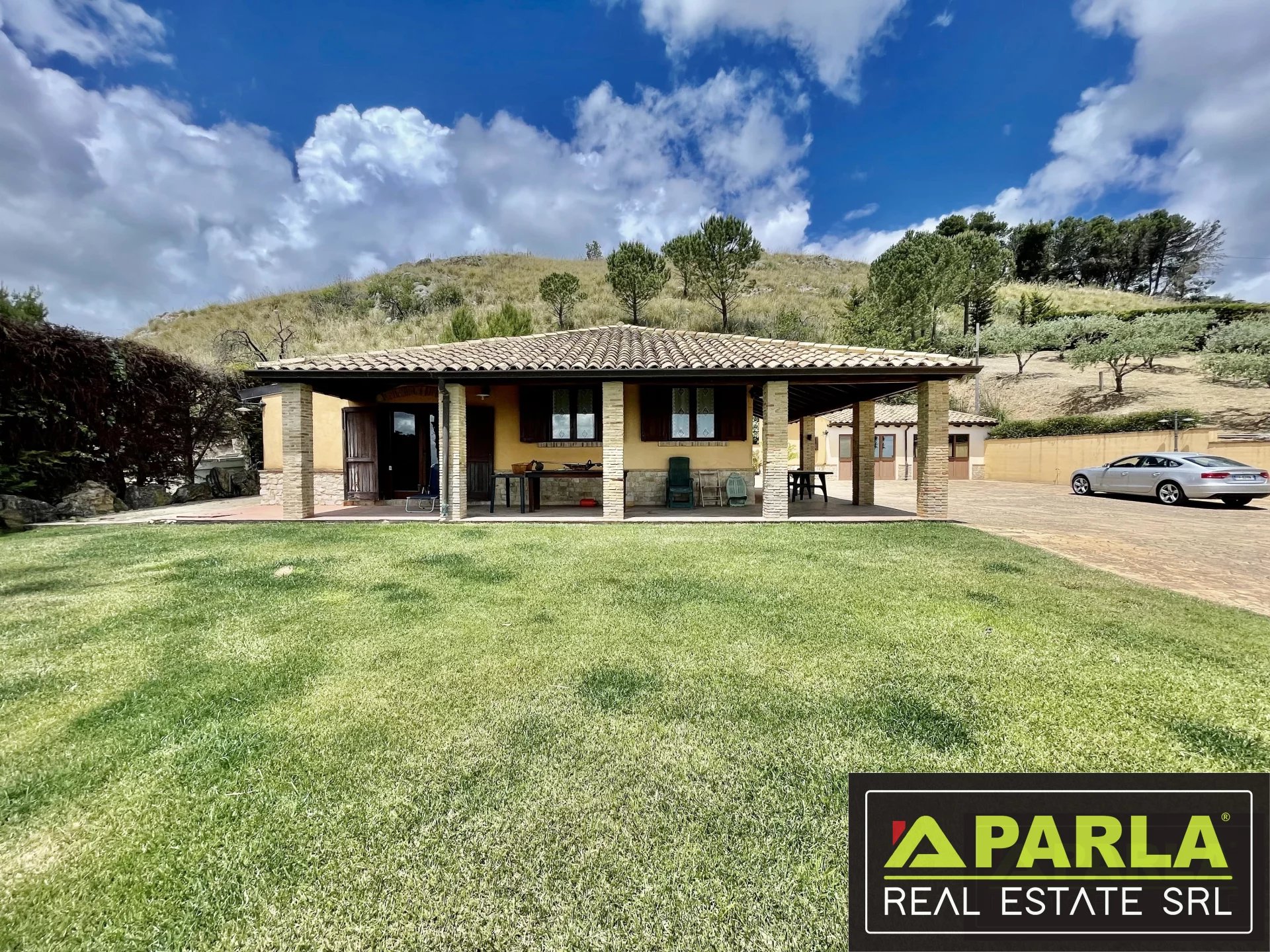 Agence immobilière de Parla Real Estate