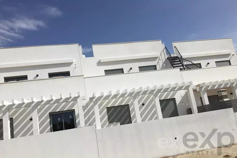 V4 House or Villa in Olhão, Algarve, Portugal 85506682 image 4