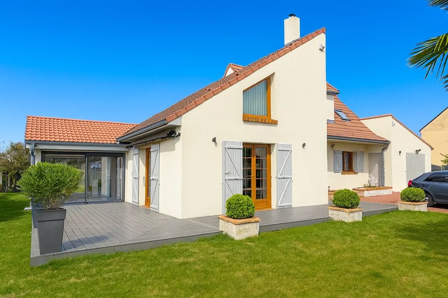 PAVILLON 3 CHAMBRES REFAIT A NEUF