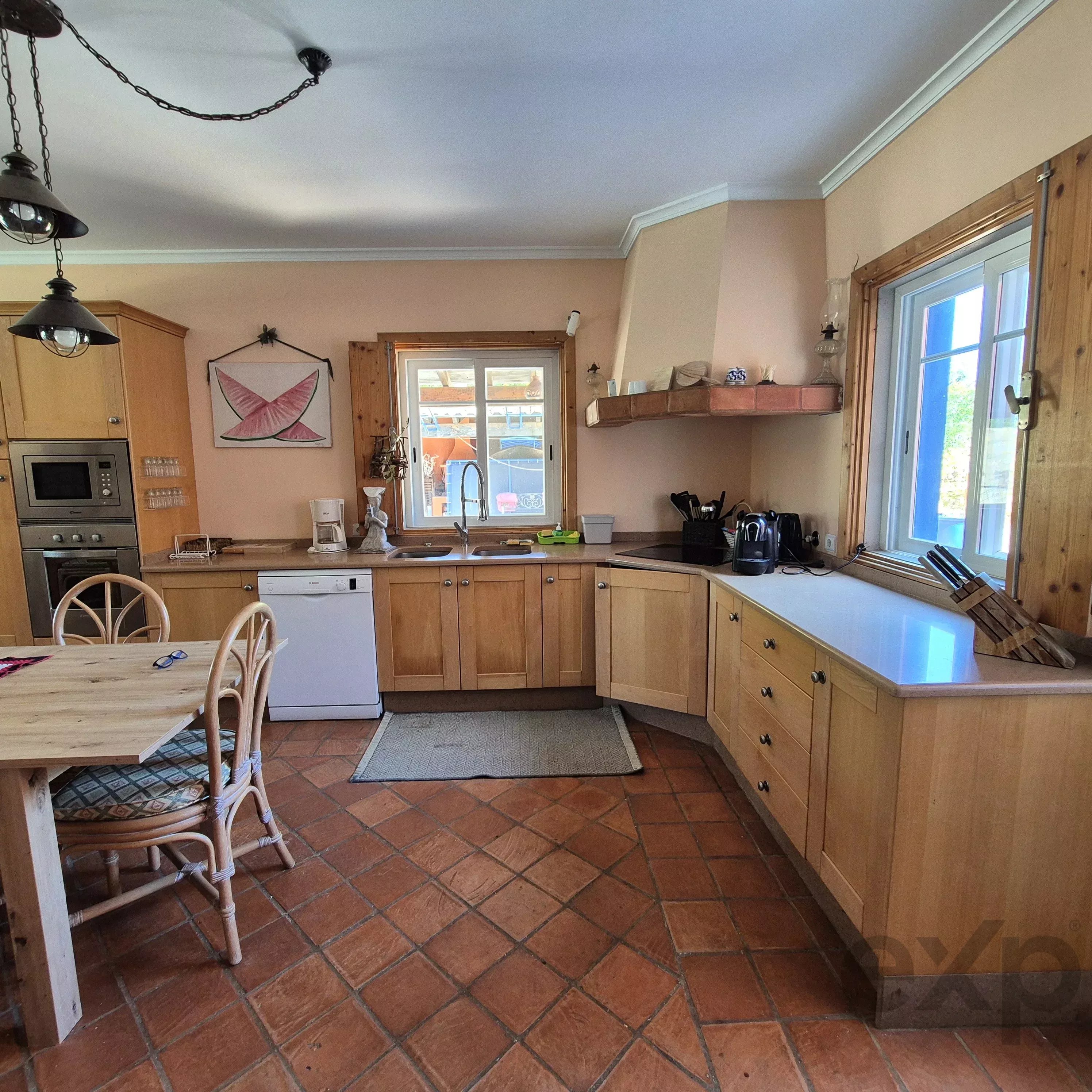 Country house with swimming pool 87034529 image 13