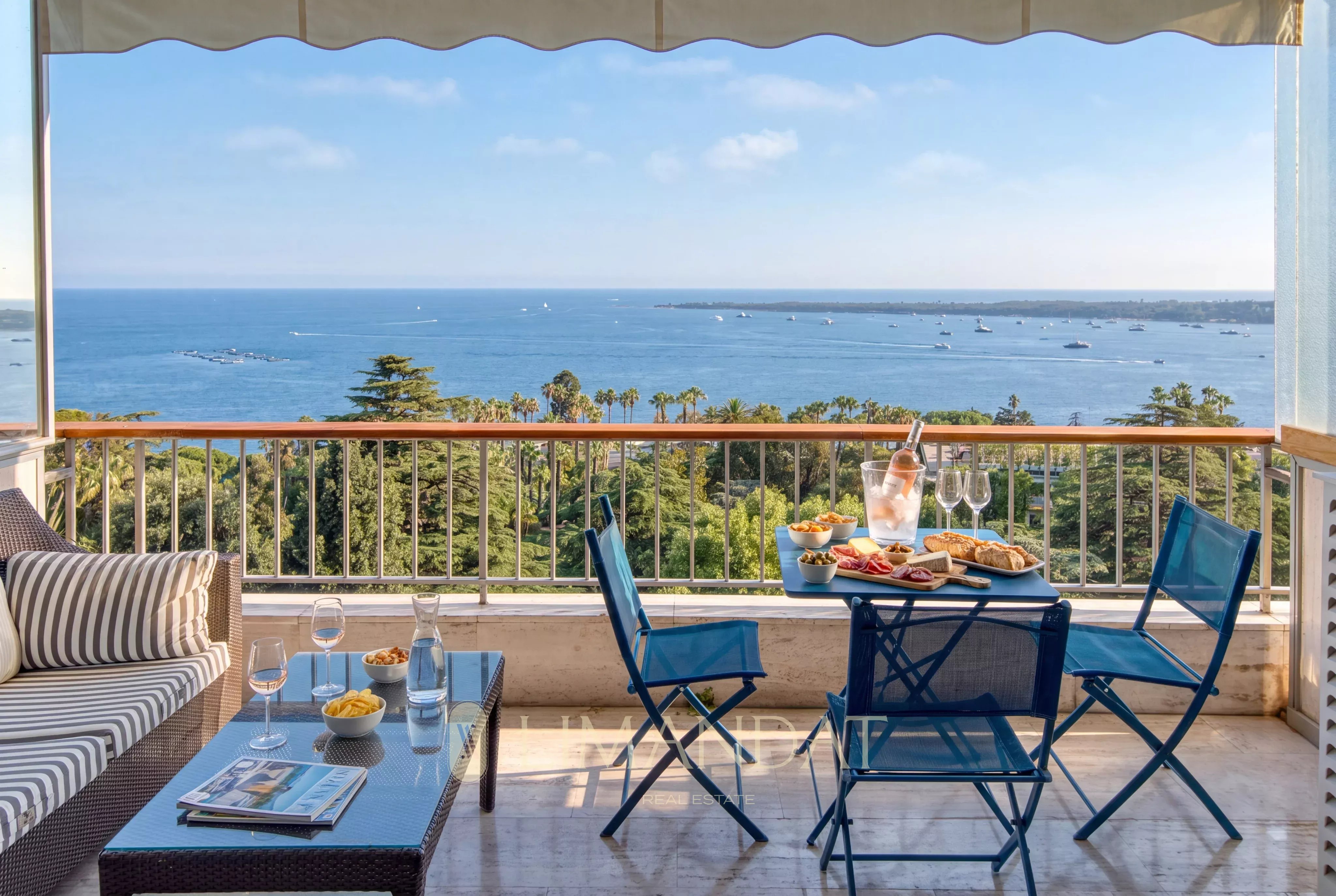 Cannes Californie – Résidence de Prestige – Appartement 2 pièces – Vue mer panoramique