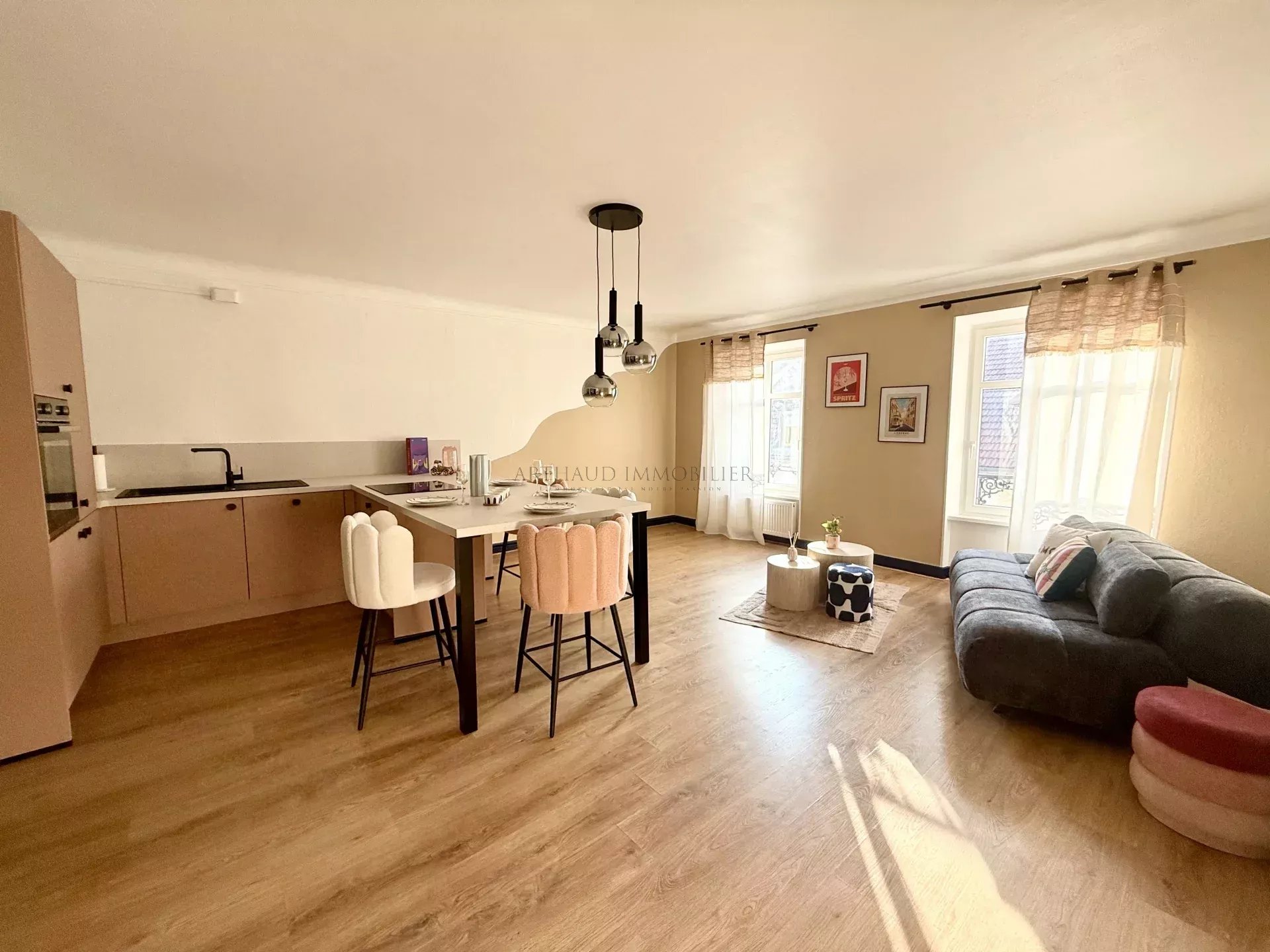 Agence immobilière de 