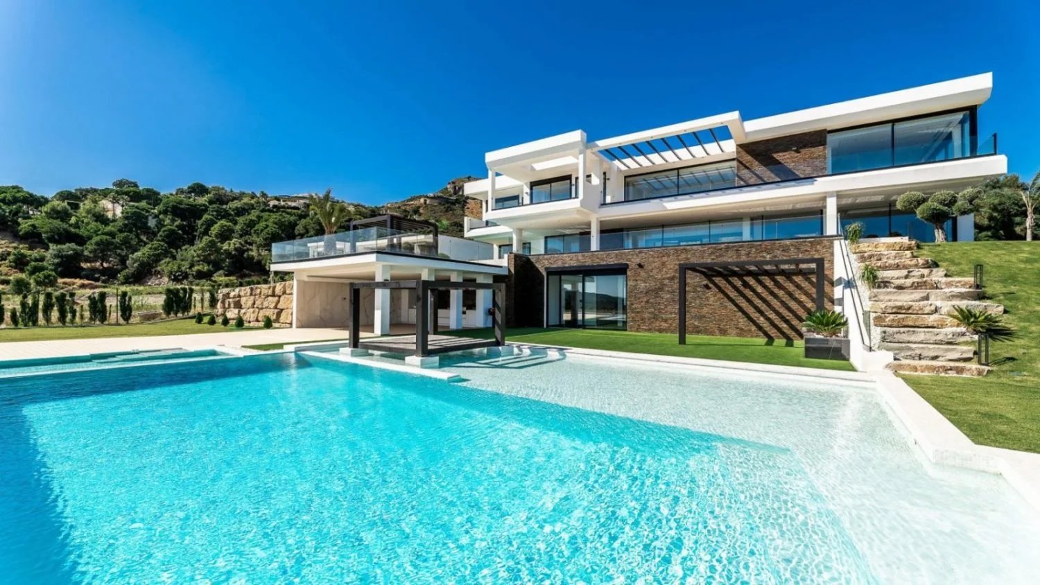 Magnifique Villa  contemporaine et design à Marbella Club Golf Resort.