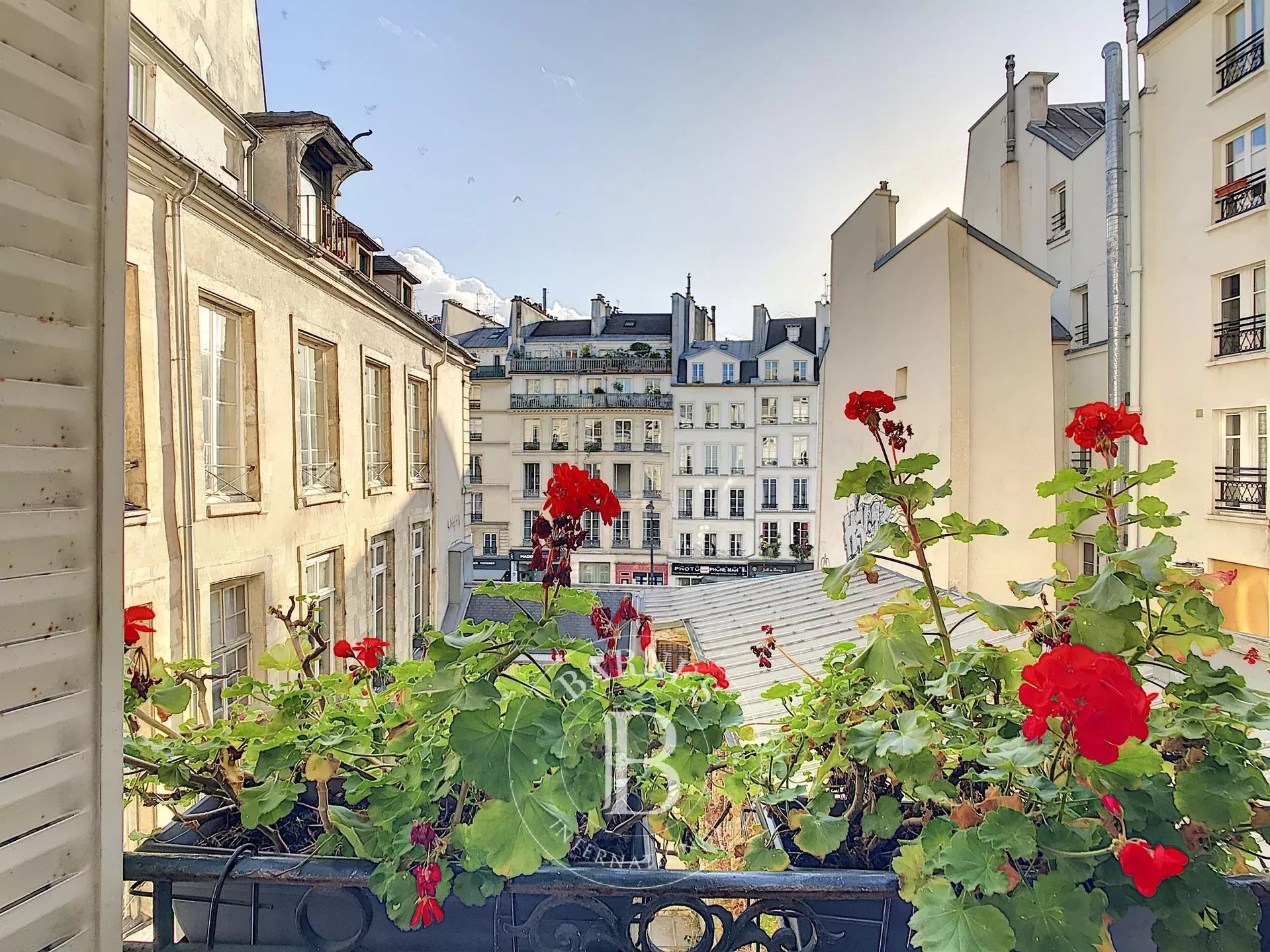 Daire Paris 4ème - picture 9