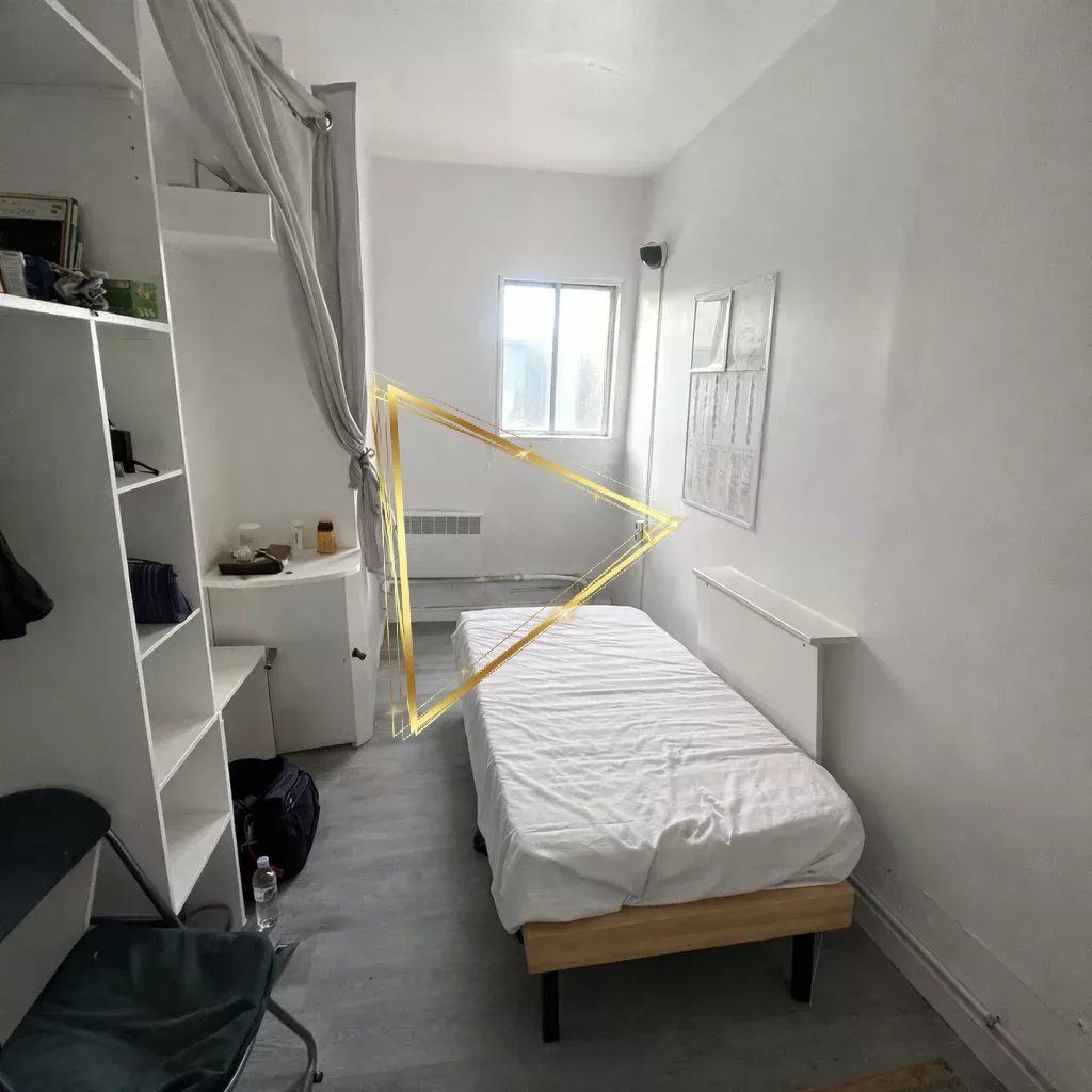 Chambre de service par ascenseur !