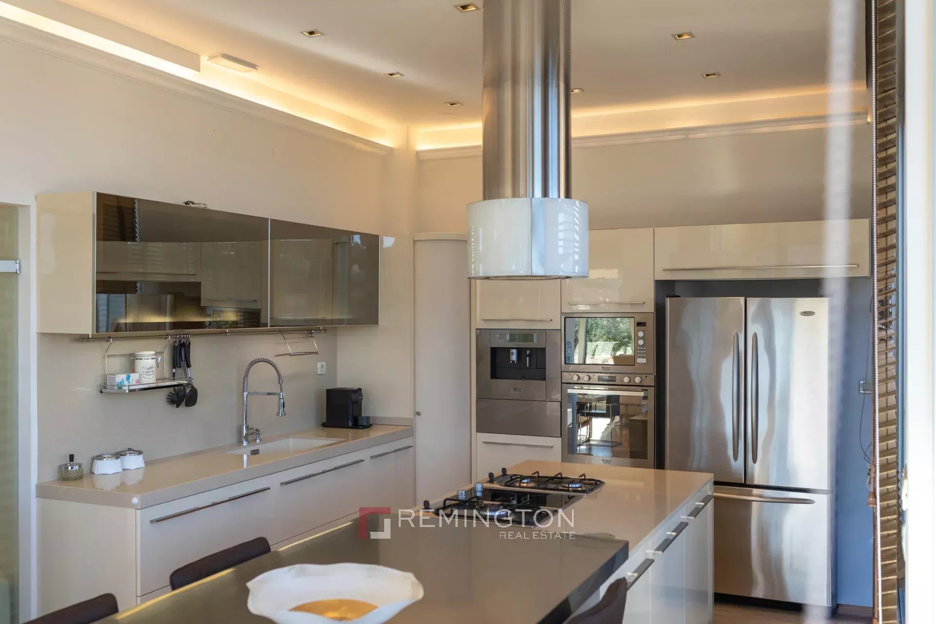 2 Bedroom Apartment/Flat's Image 3