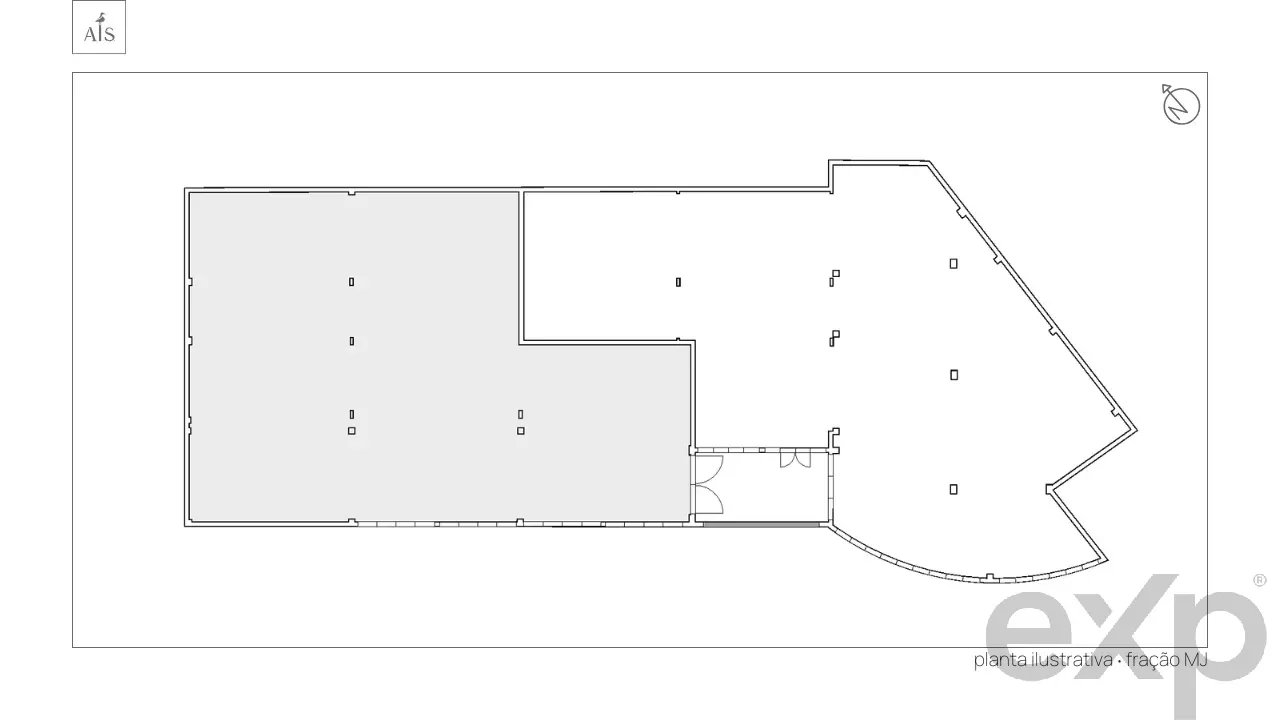Combined Property: Warehouse/Commercial Space with exclusive access to a 25 space garage 8300-016 image 18