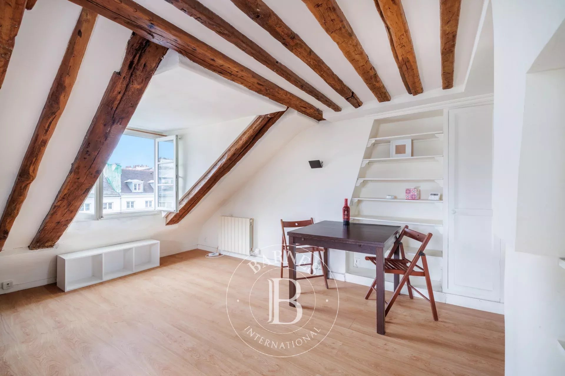 Daire Paris 4ème - picture 4