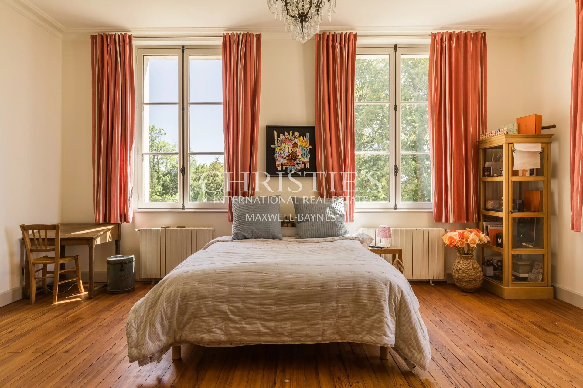 6 Bedroom Villa/Townhouse's Image 14