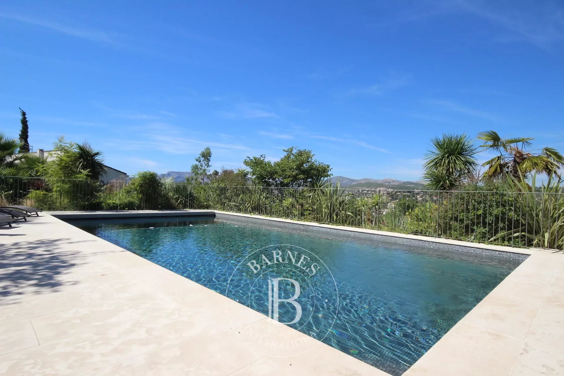 Villa Cassis - picture 8