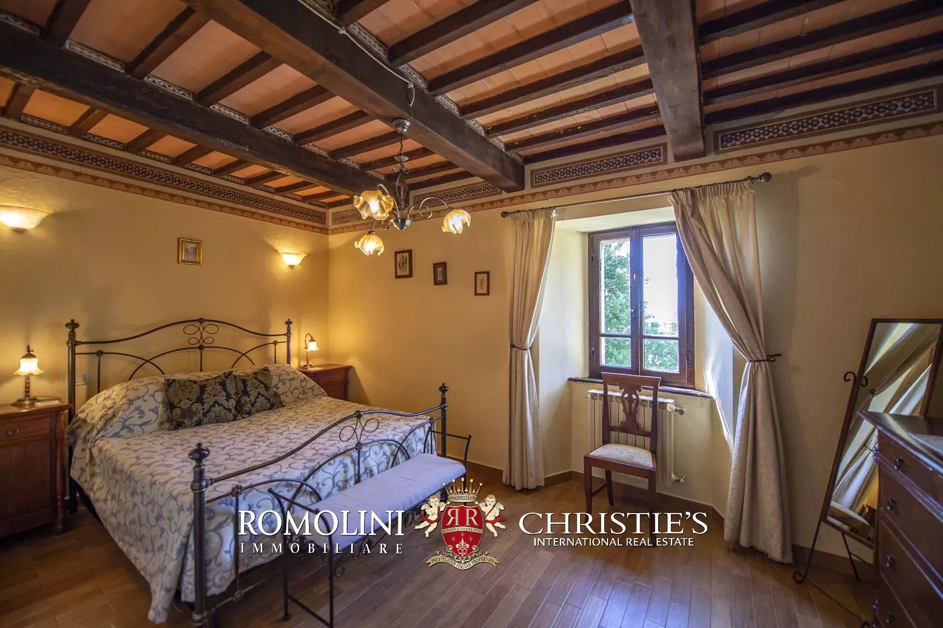 10 Bedroom Villa/Townhouse's Image 53
