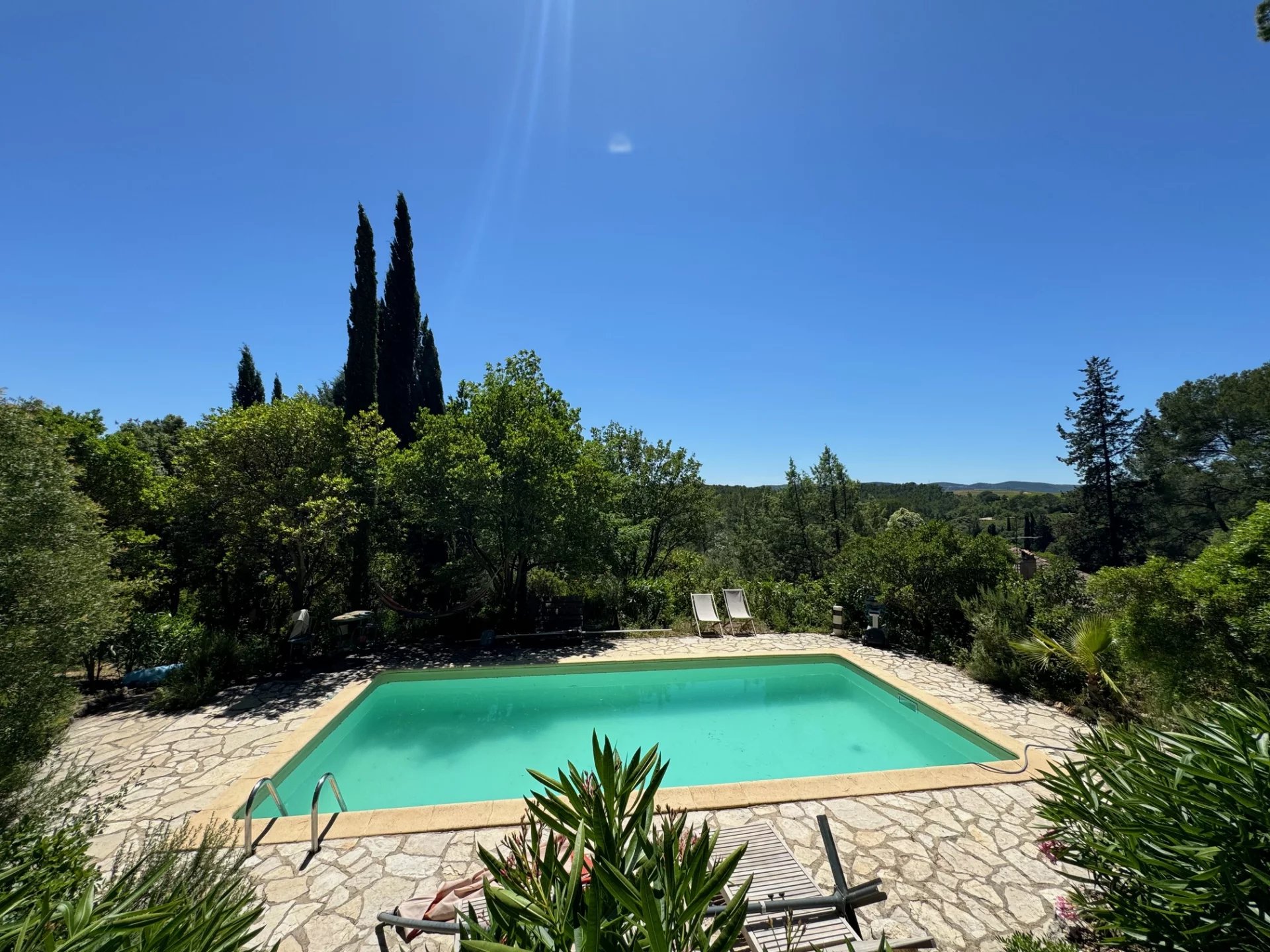 BELLE BASTIDE PROVENÇALE 5 CHAMBRES — photo 14