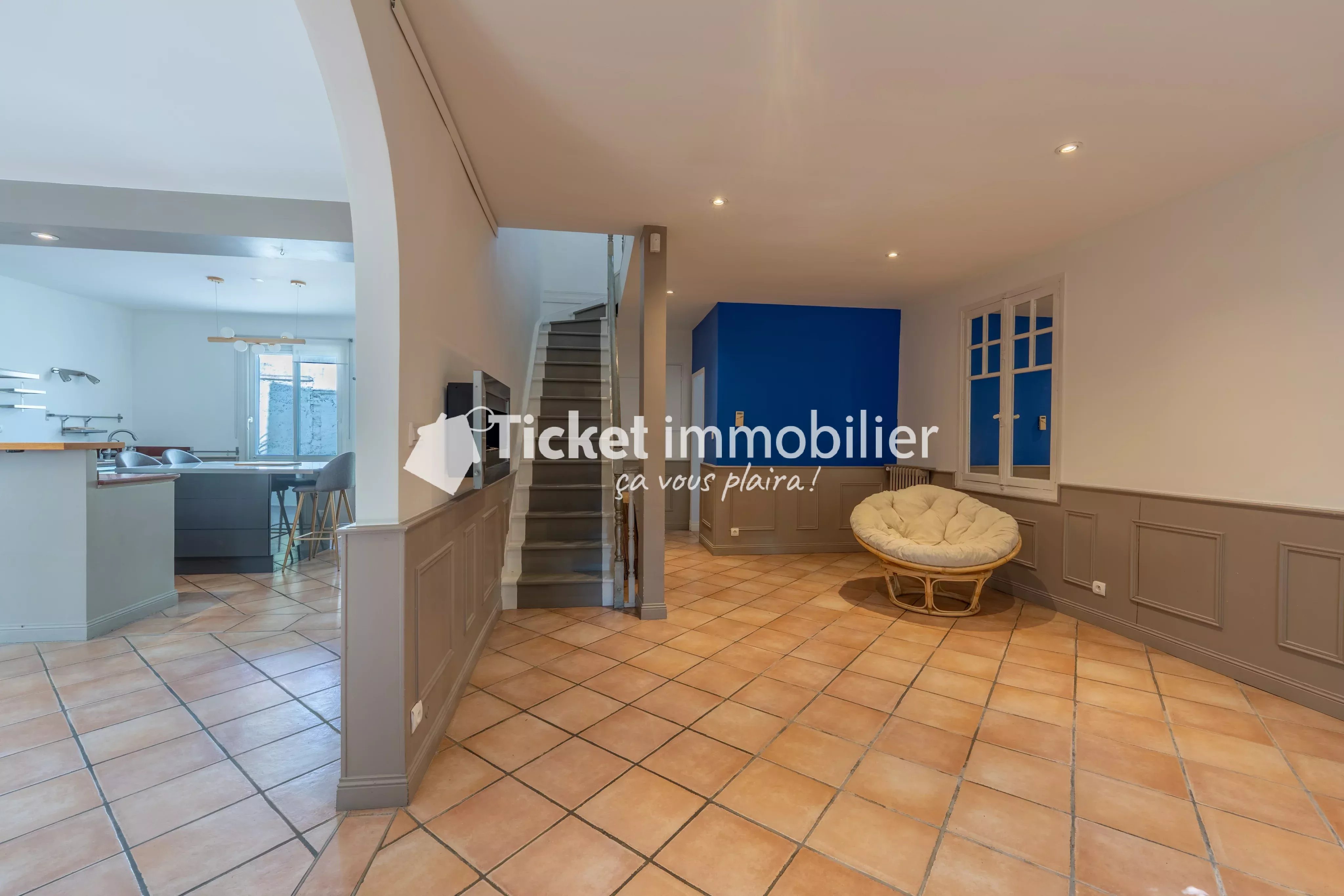 Maison de caractère 175m2 avec garage boxé — photo 3