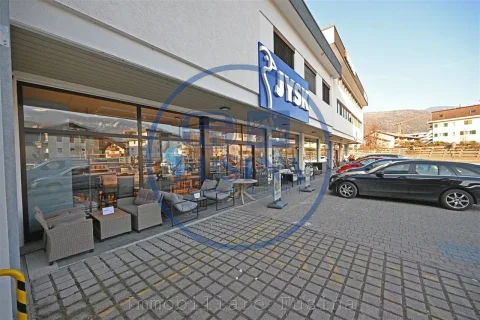 Negozio---Locale-commerciale-in-vendita---Brunico-2