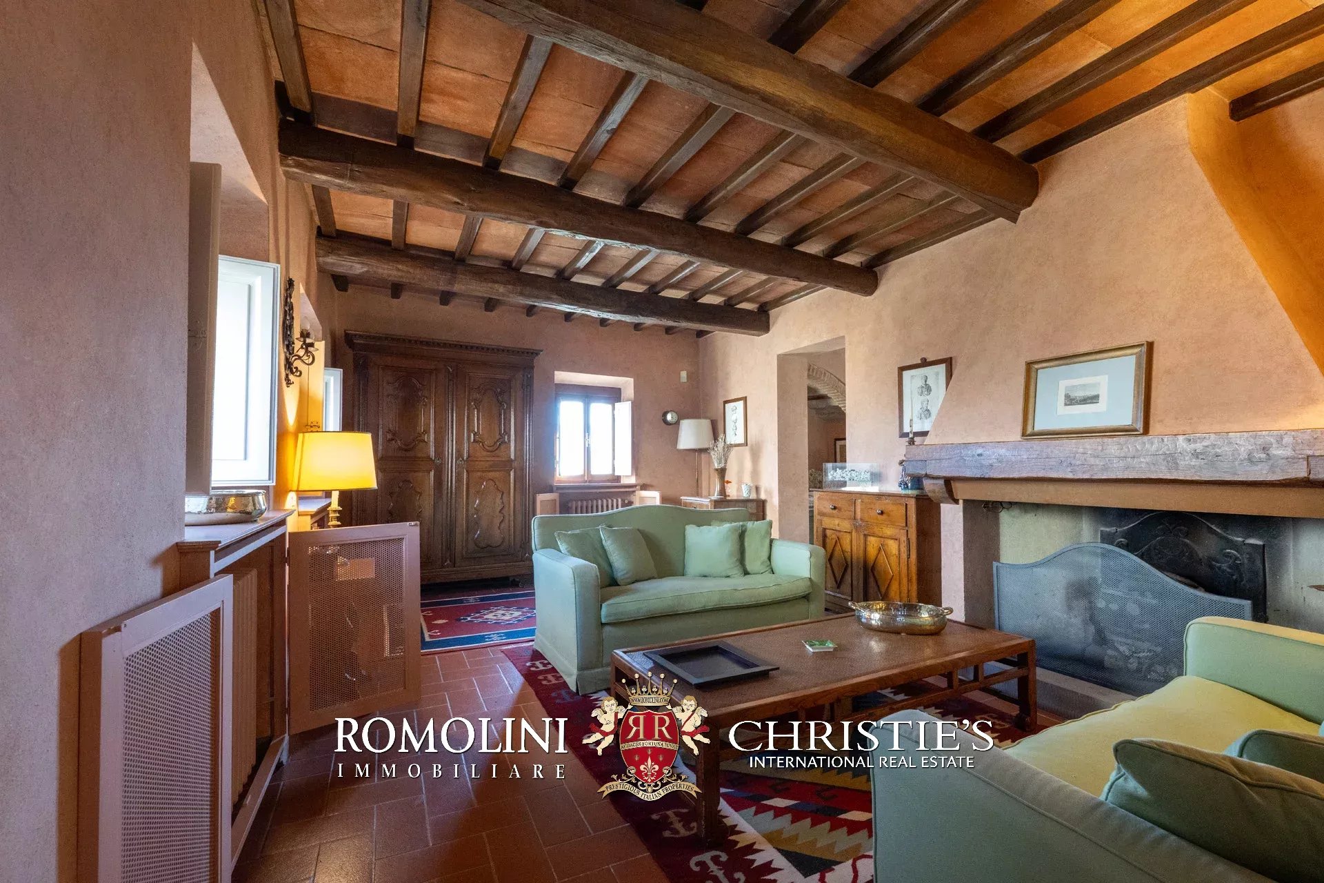 13 Bedroom Villa/Townhouse's Image 23