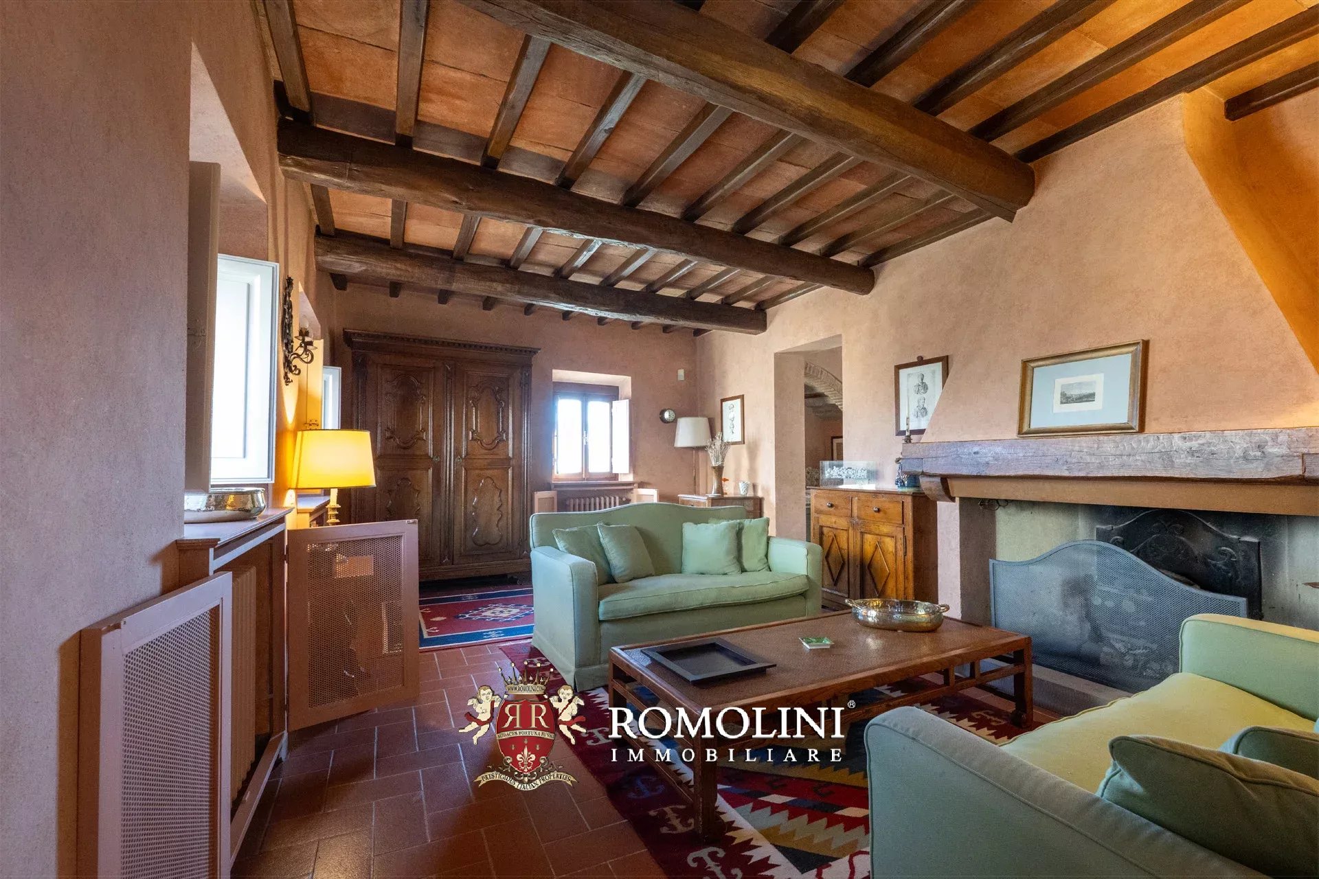 13 Bedroom Villa/Townhouse's Image 23