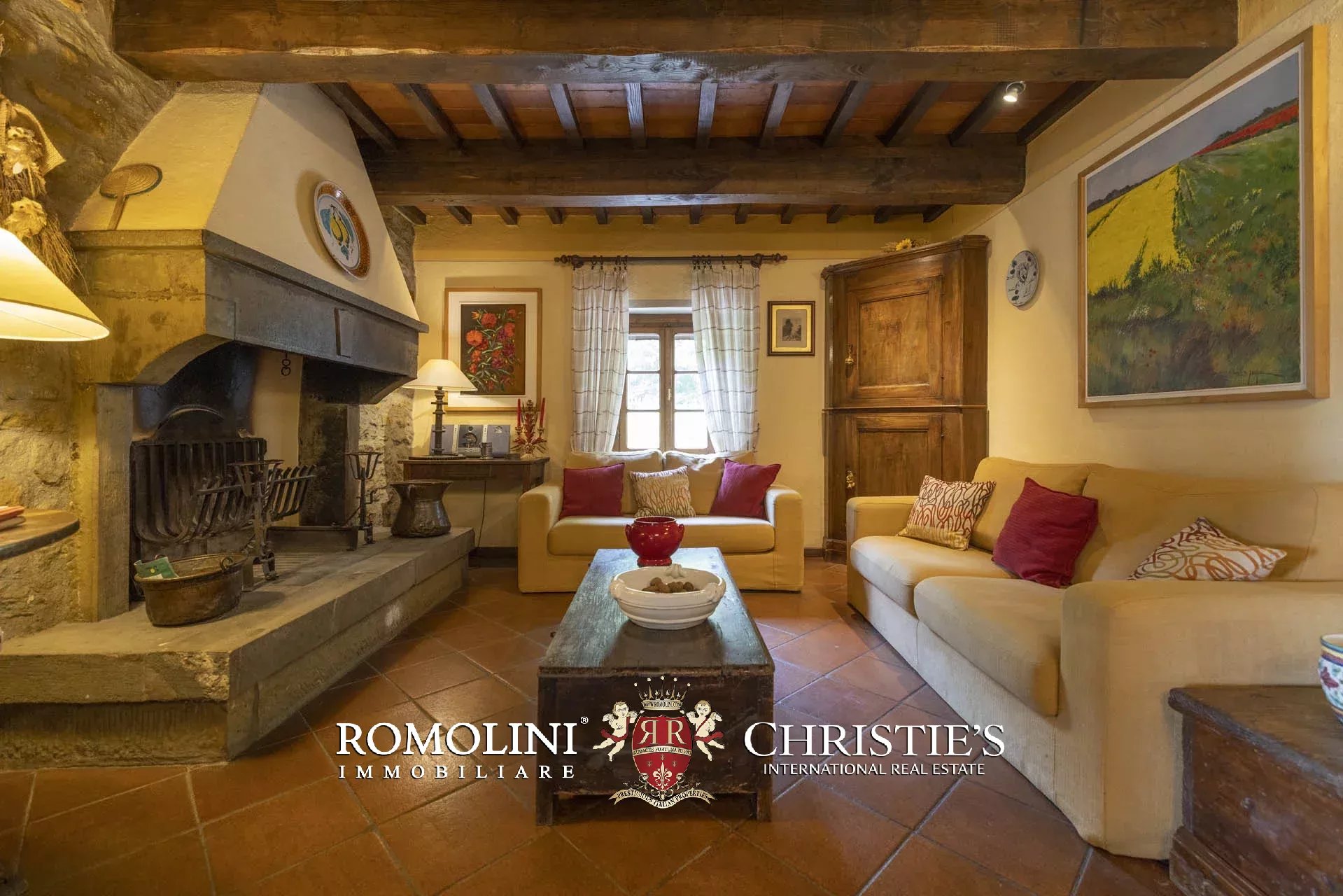 6 Bedroom Villa/Townhouse's Image 39