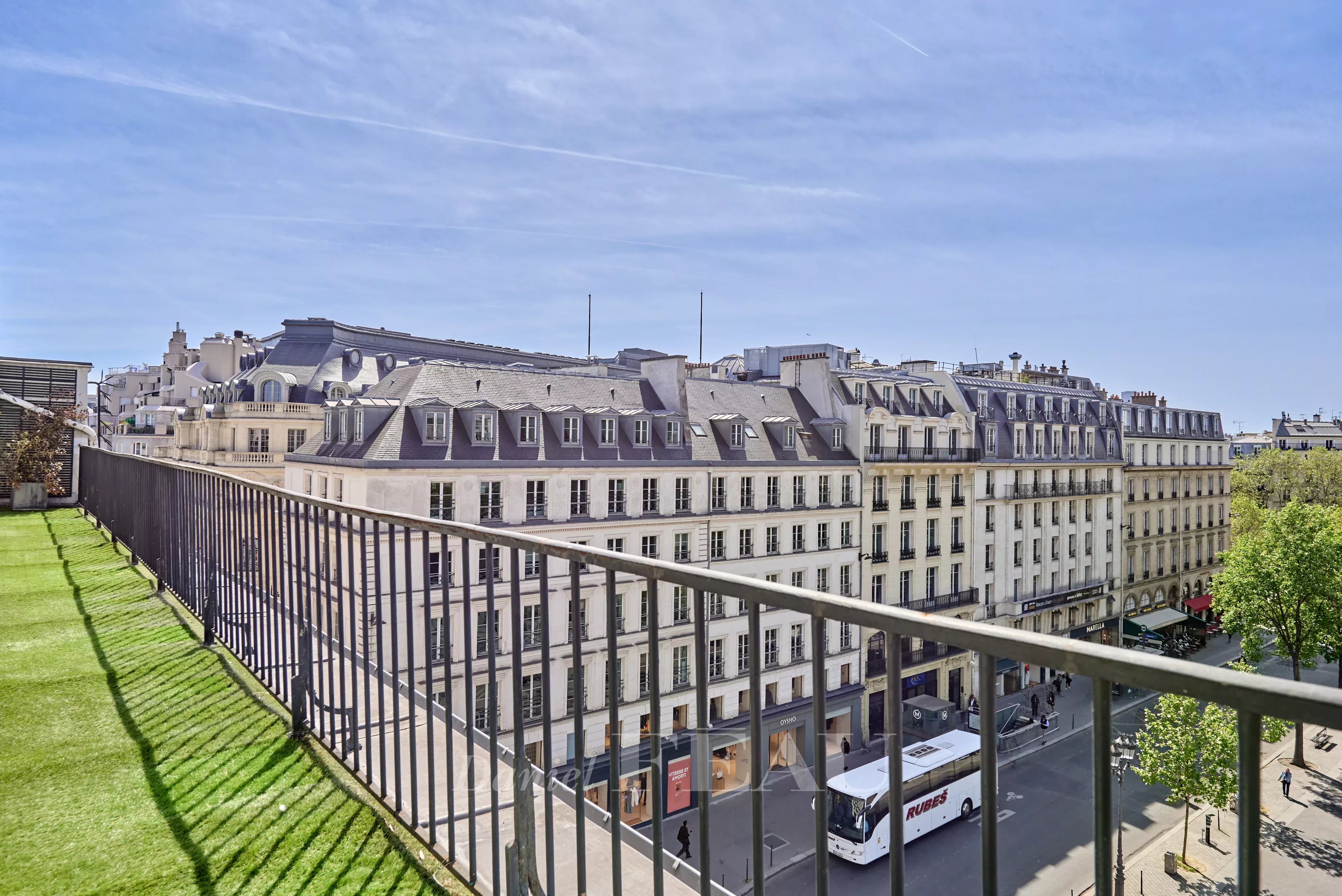 Location Appartement Paris 8ème