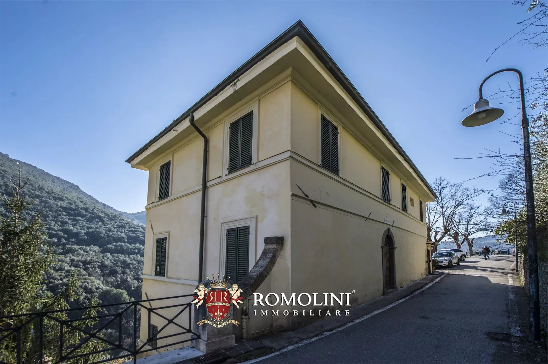 15 Bedroom Villa/Townhouse's Image 25
