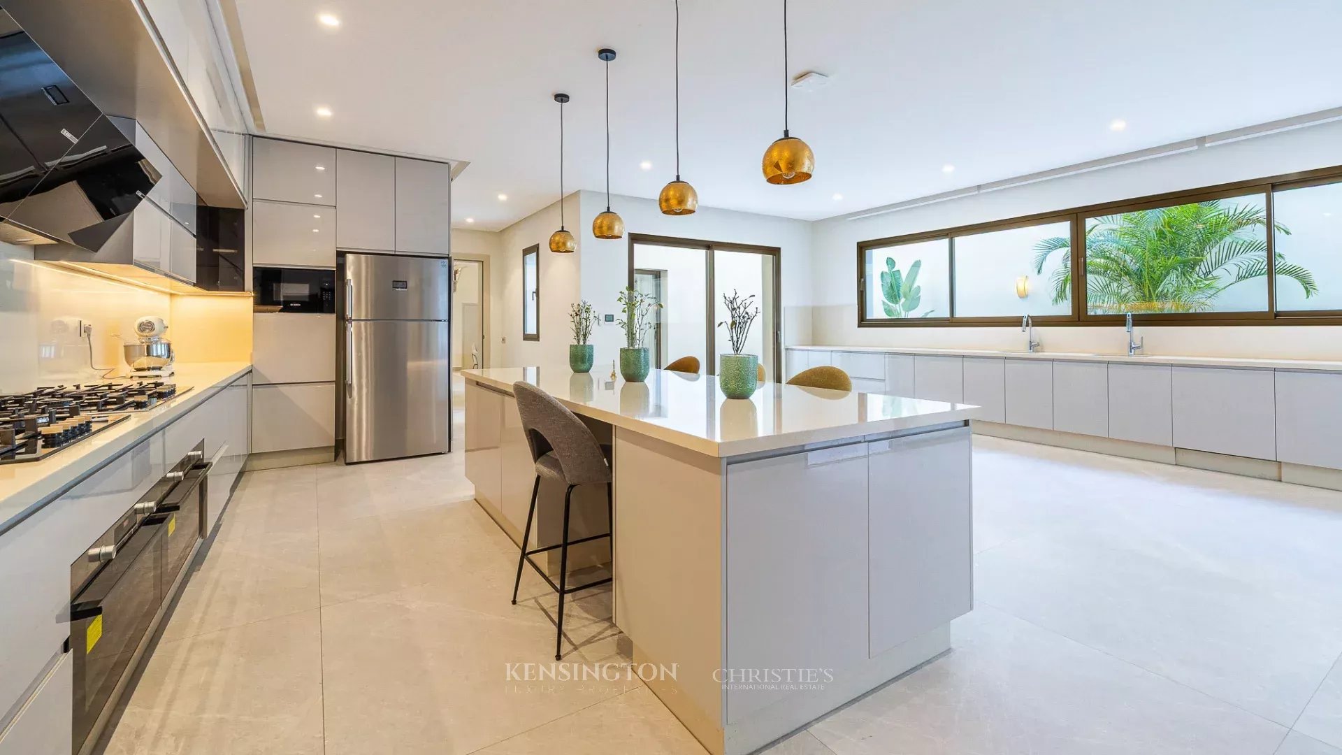 8 Bedroom Villa/Townhouse's Image 31