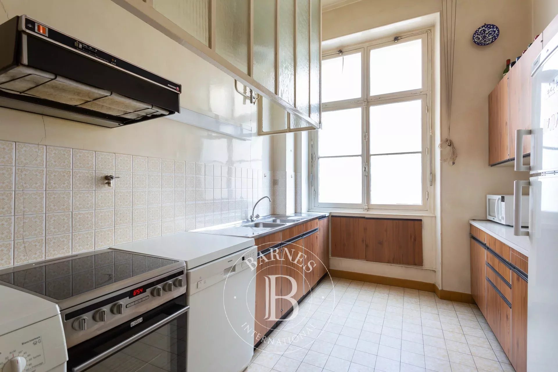 Daire Paris 8ème - picture 10