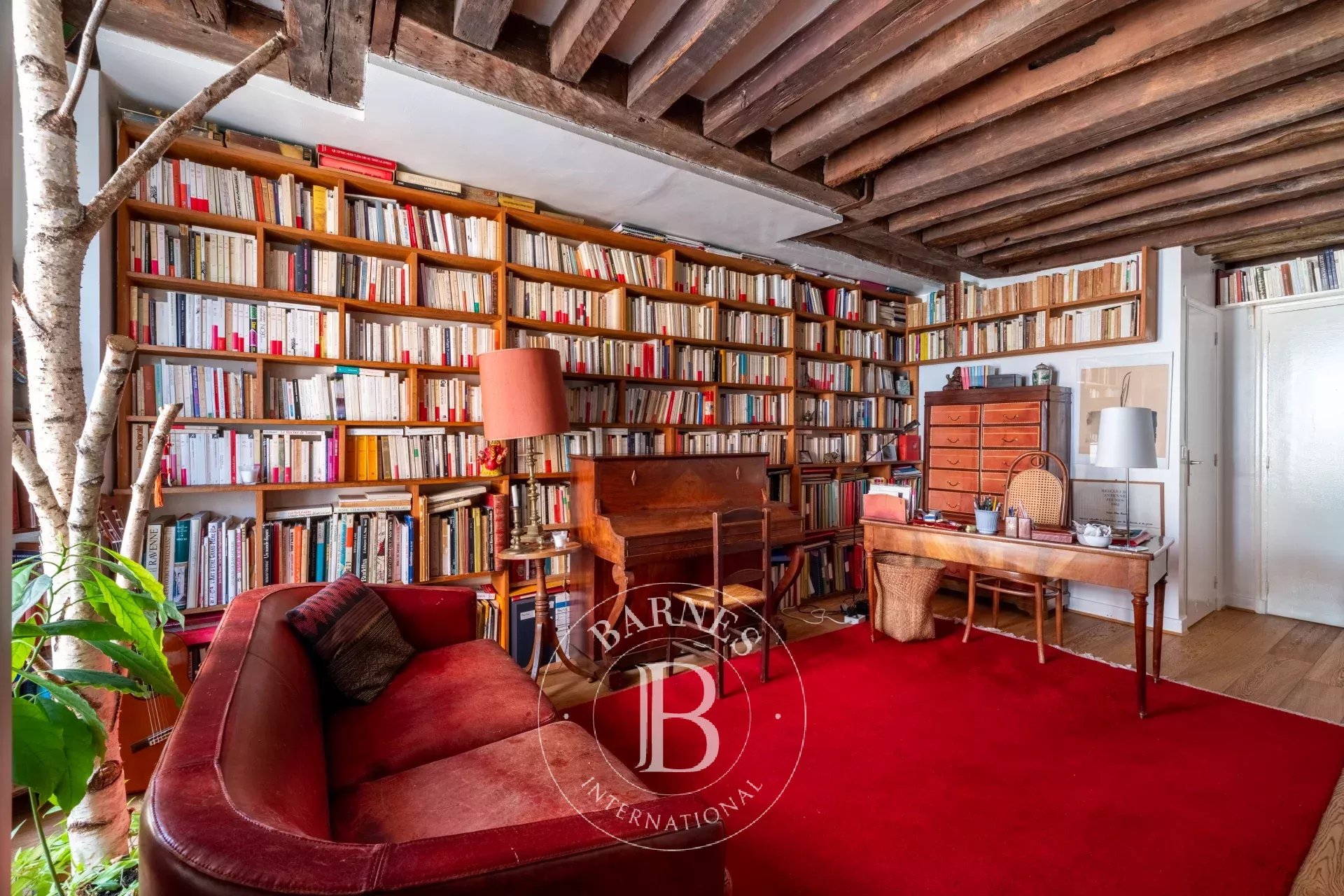 Daire Paris 4ème - picture 12