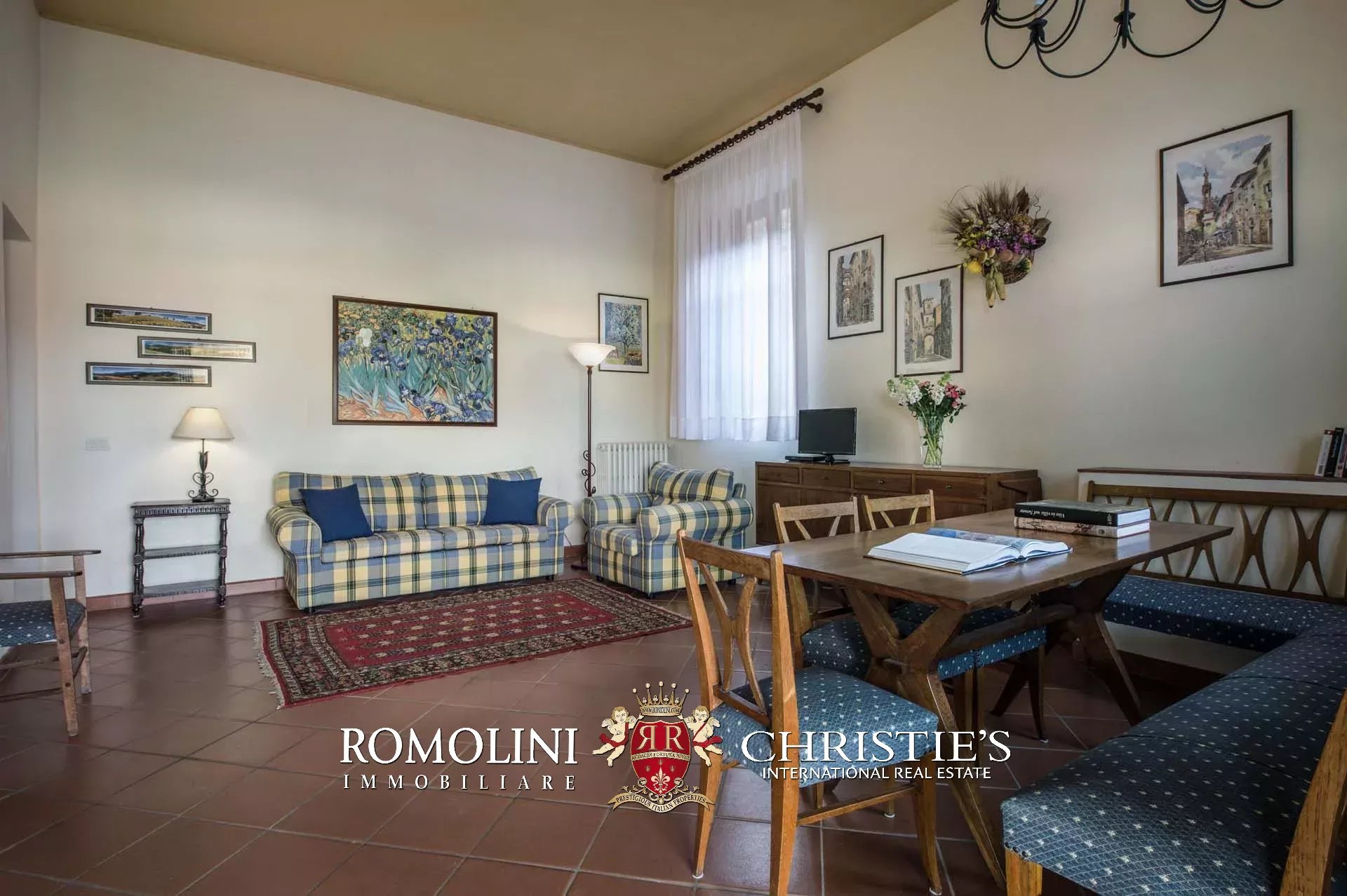 21 Bedroom Vineyard's Image 92