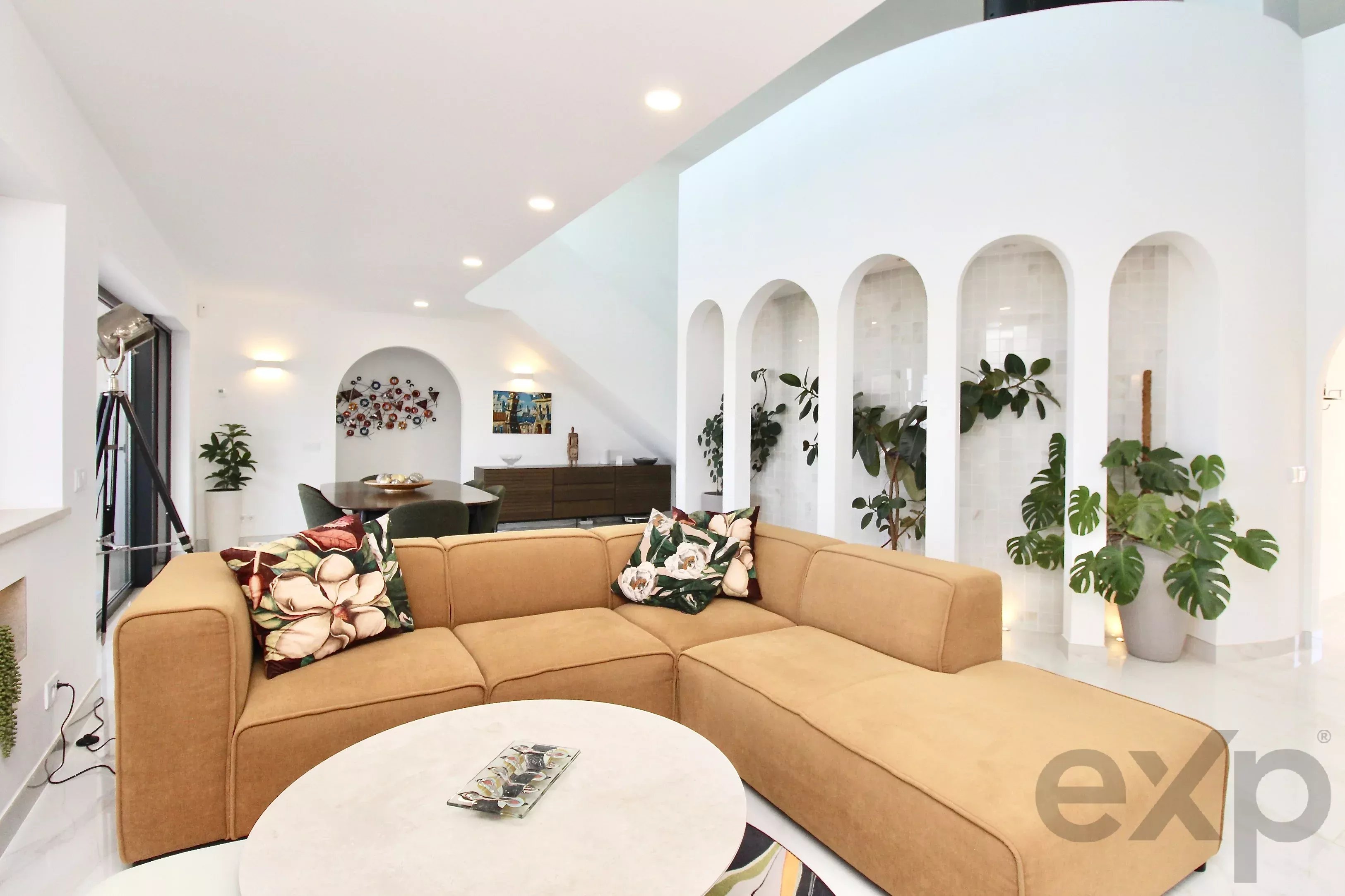Stunning Sea-View Villa with Heated Pool, Guest Annex, Double Garage and Independent Ruin 87110490 image 8