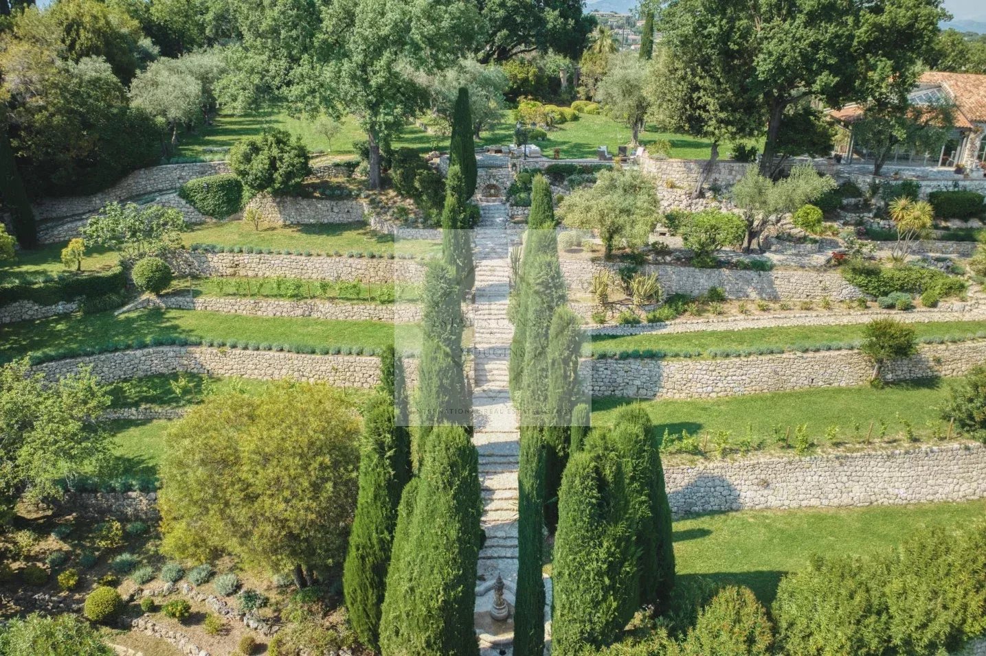 Villa Provençale avec piscine et court de tennis, à pied du village de Mougins — photo 7