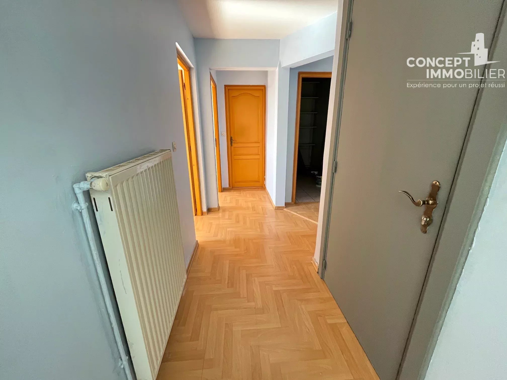 F3 lumineux avec parking, cave et cellier – FLORANGE